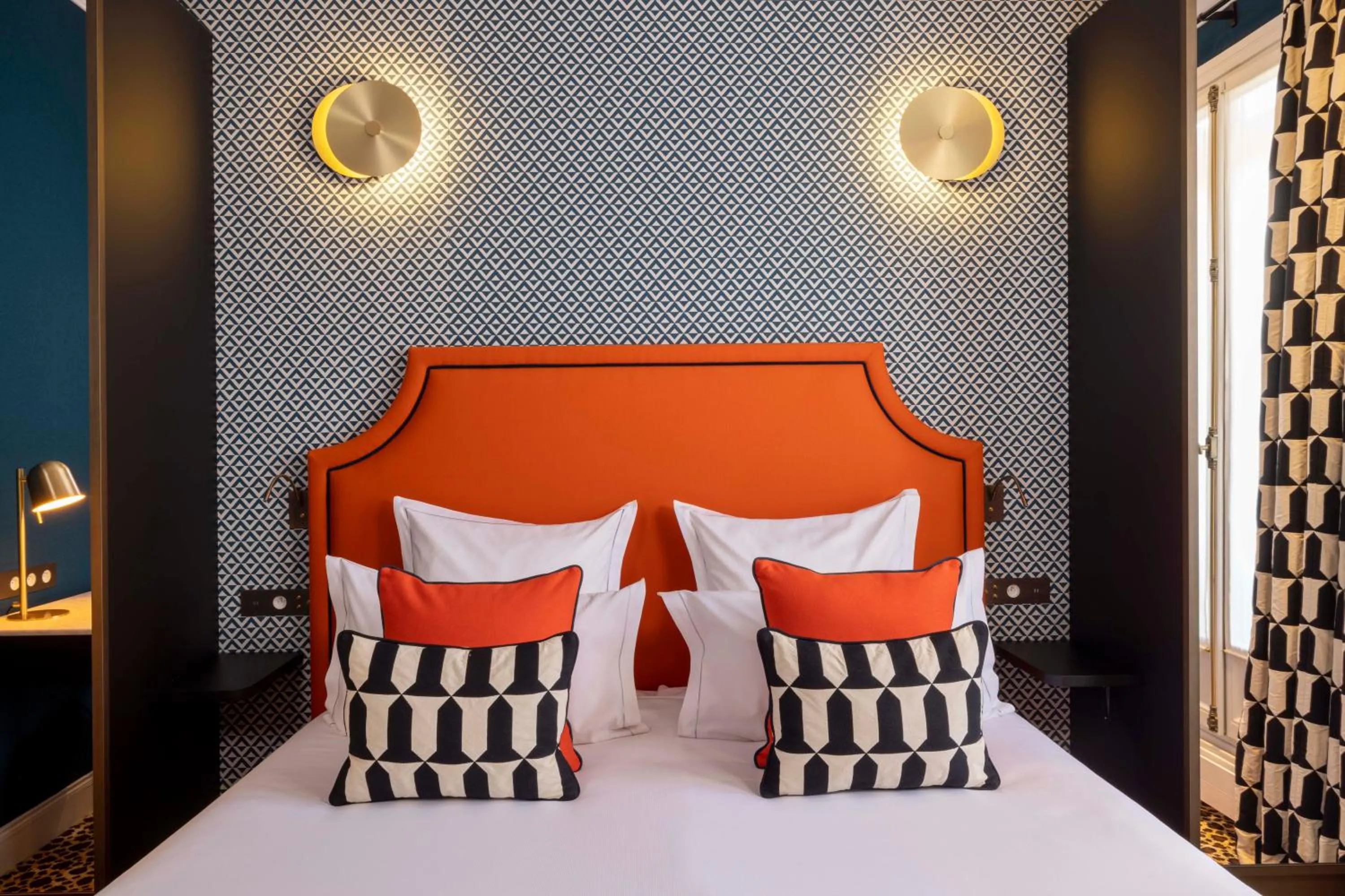 Bed in Hotel West-End