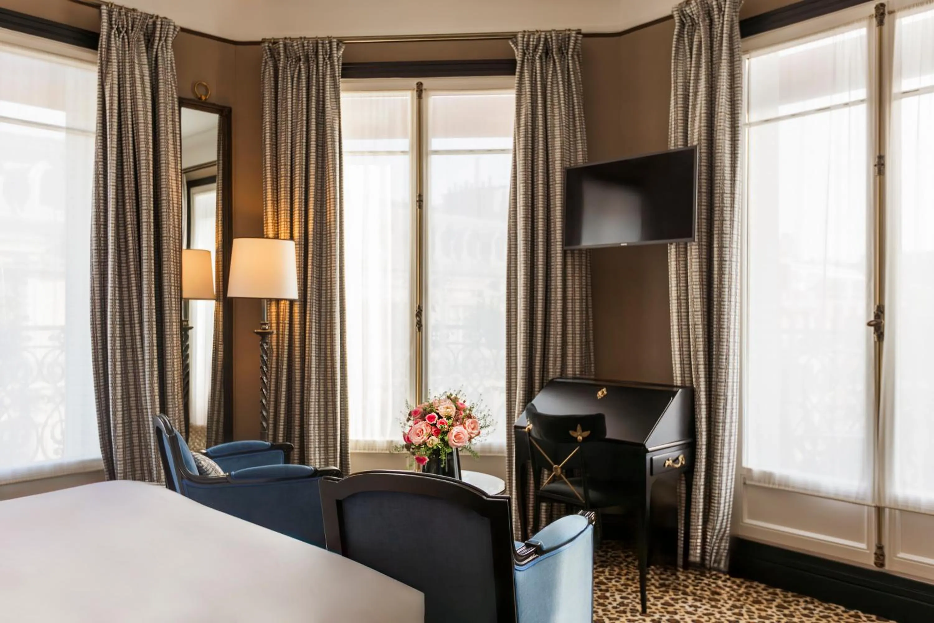 Photo of the whole room, Bed in Hotel West-End