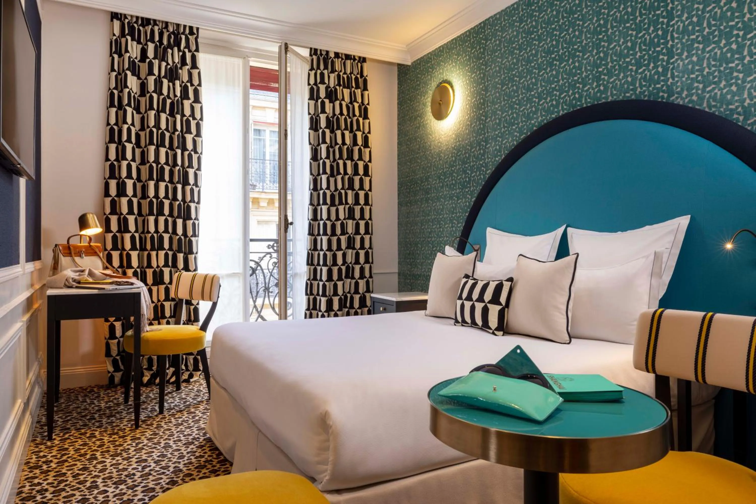 Bed in Hotel West-End