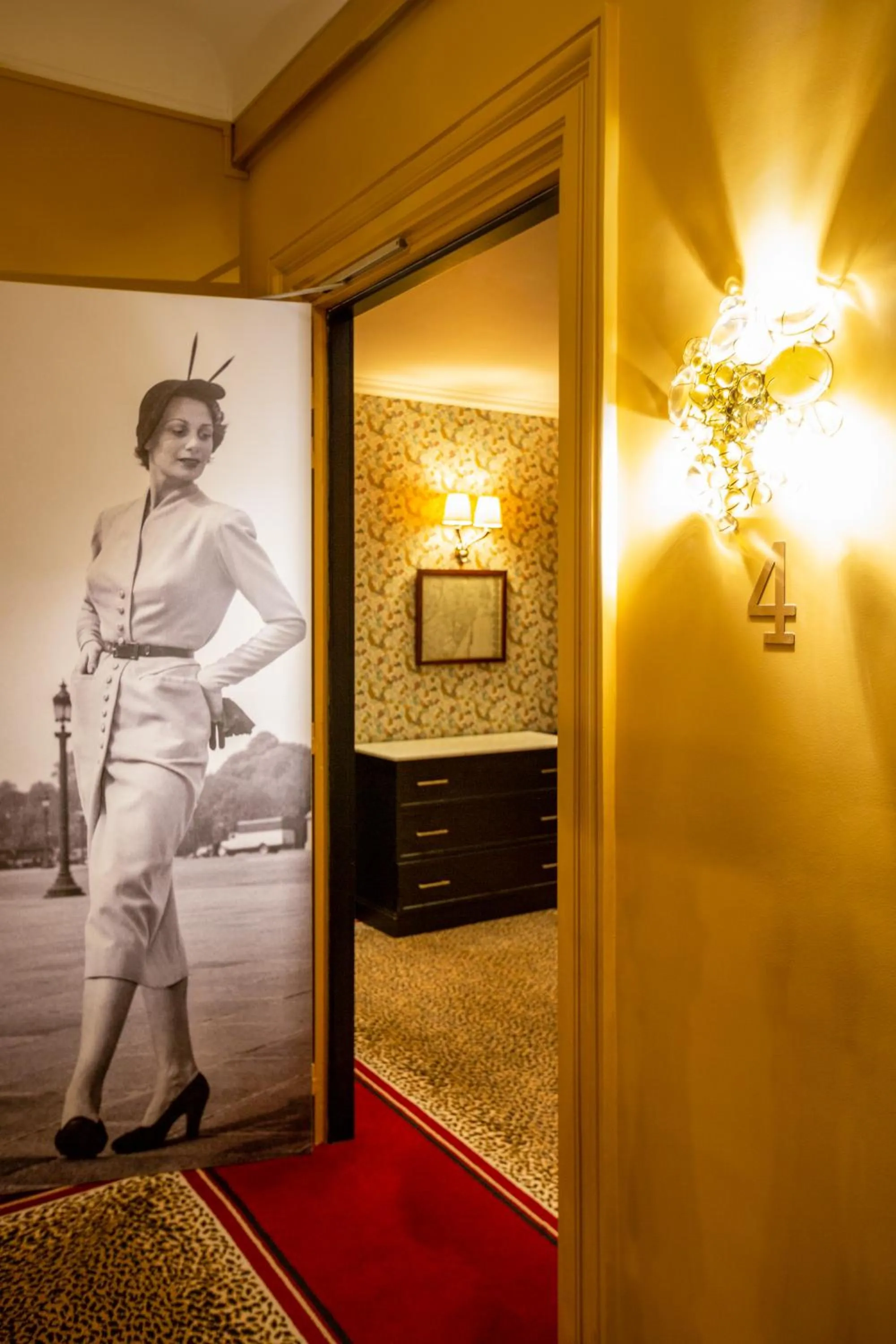 Property building in Hotel West-End