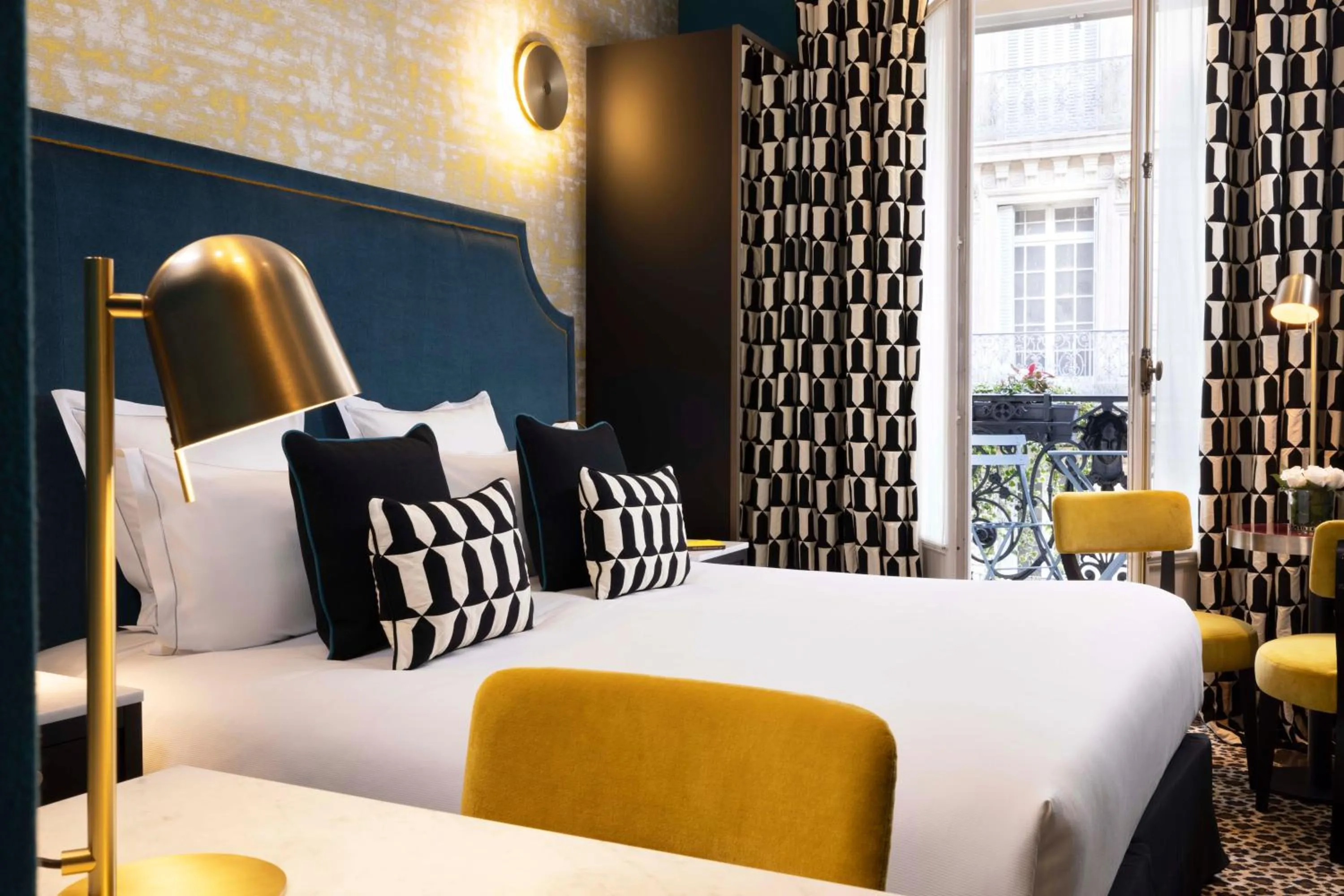 Bed in Hotel West-End