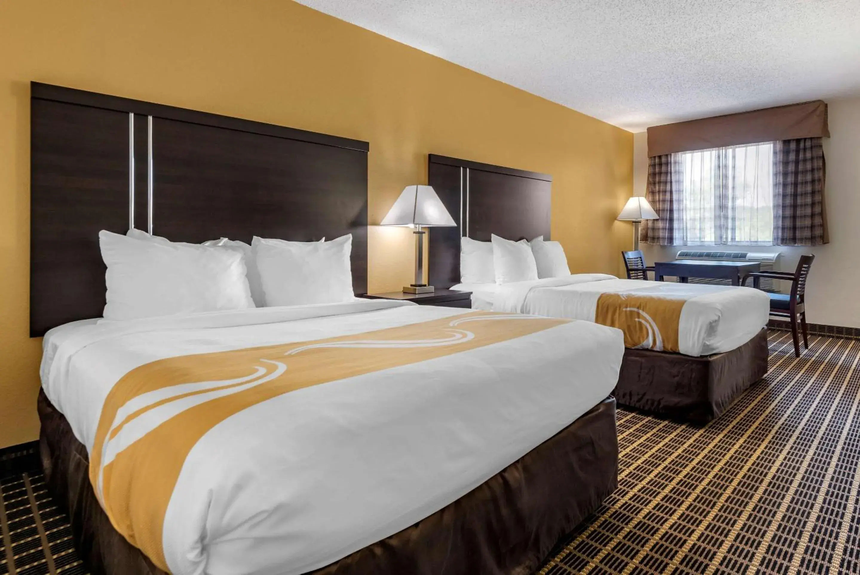 Double Room with Two Double Beds - Non-Smoking in Quality Inn & Suites Warren Double Room with Two Double Beds - Non-Smoking in Quality Inn & Suites Warren