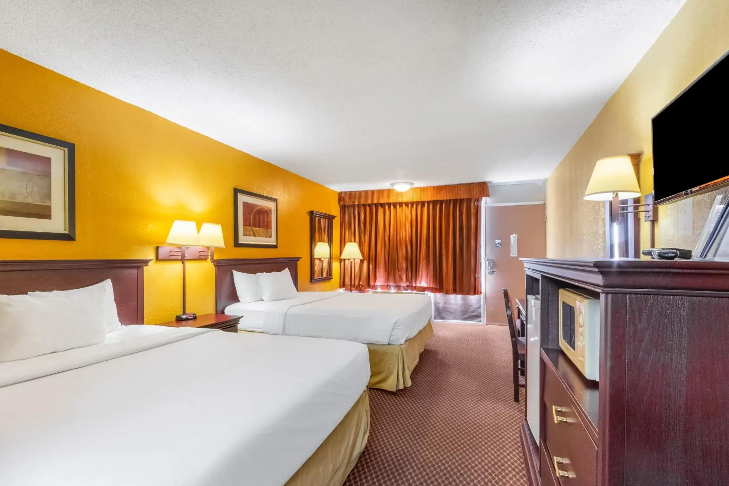 Queen Room with Two Queen Beds - single occupancy - Non-Smoking in Americas Best Value Inn of Elk City Queen Room with Two Queen Beds - single occupancy - Non-Smoking in Americas Best Value Inn of Elk City