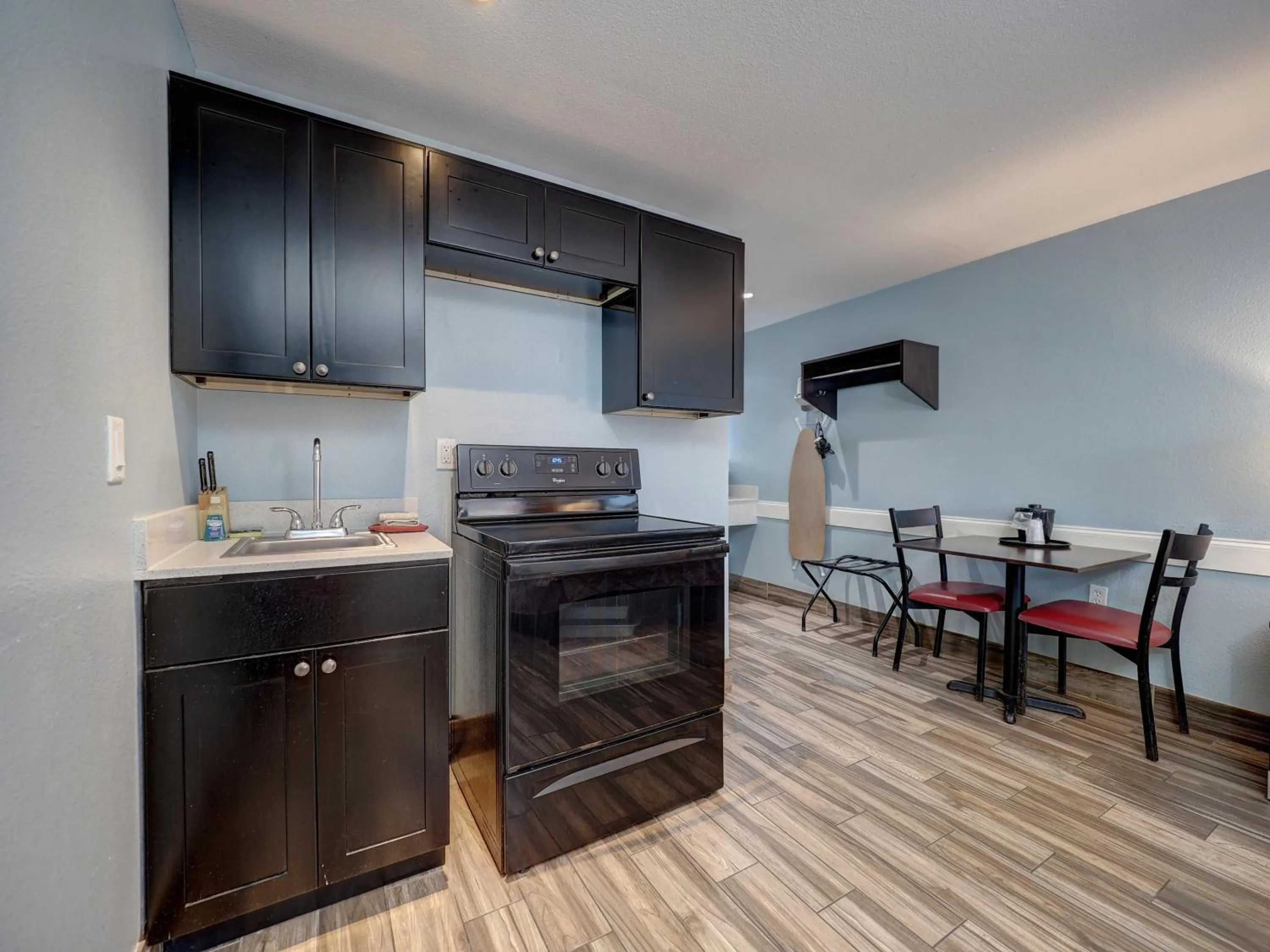 Dining area in Ocean's Edge Hotel, Port Aransas,TX