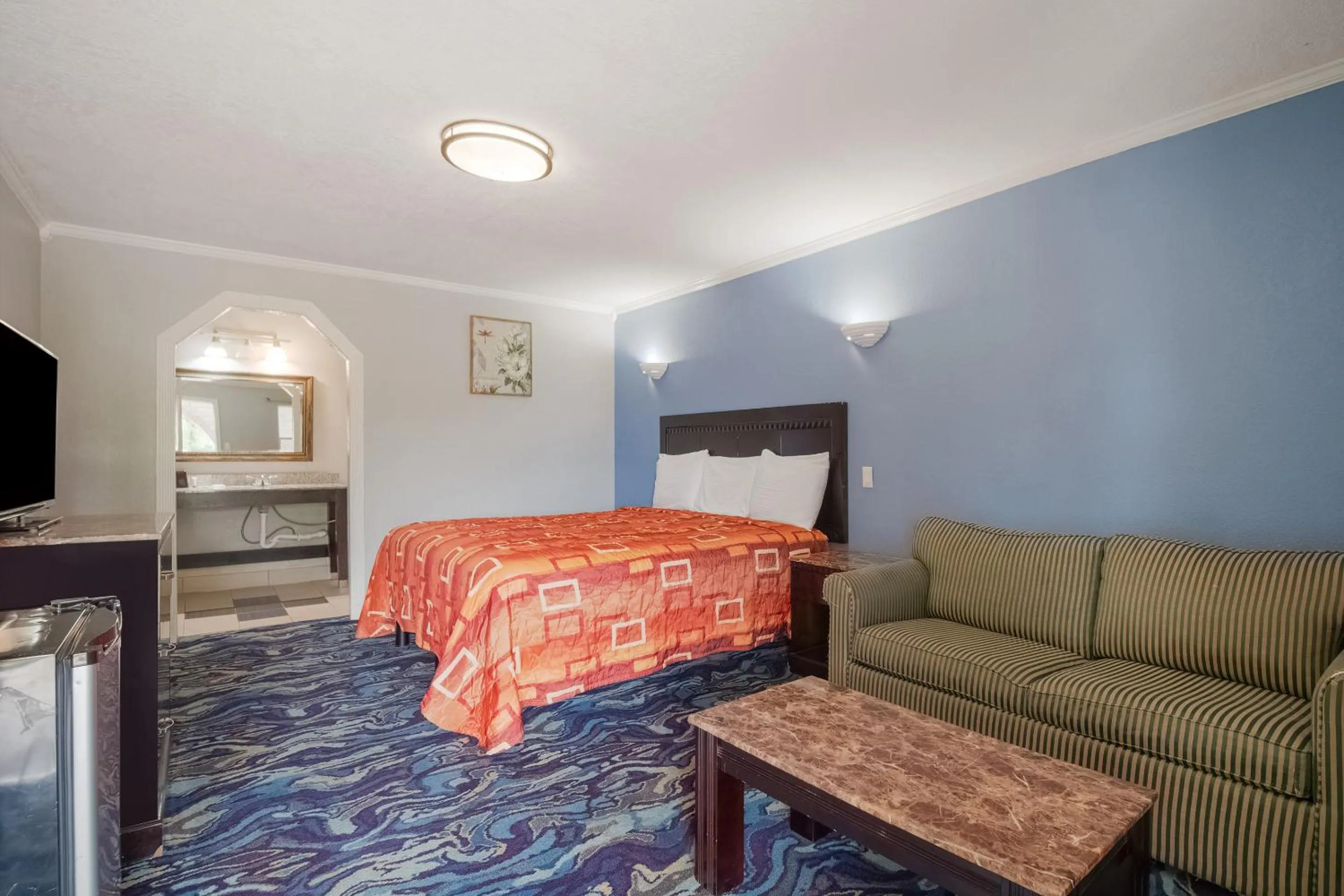 Bedroom in OYO Hotel Houston I-69 & I-610