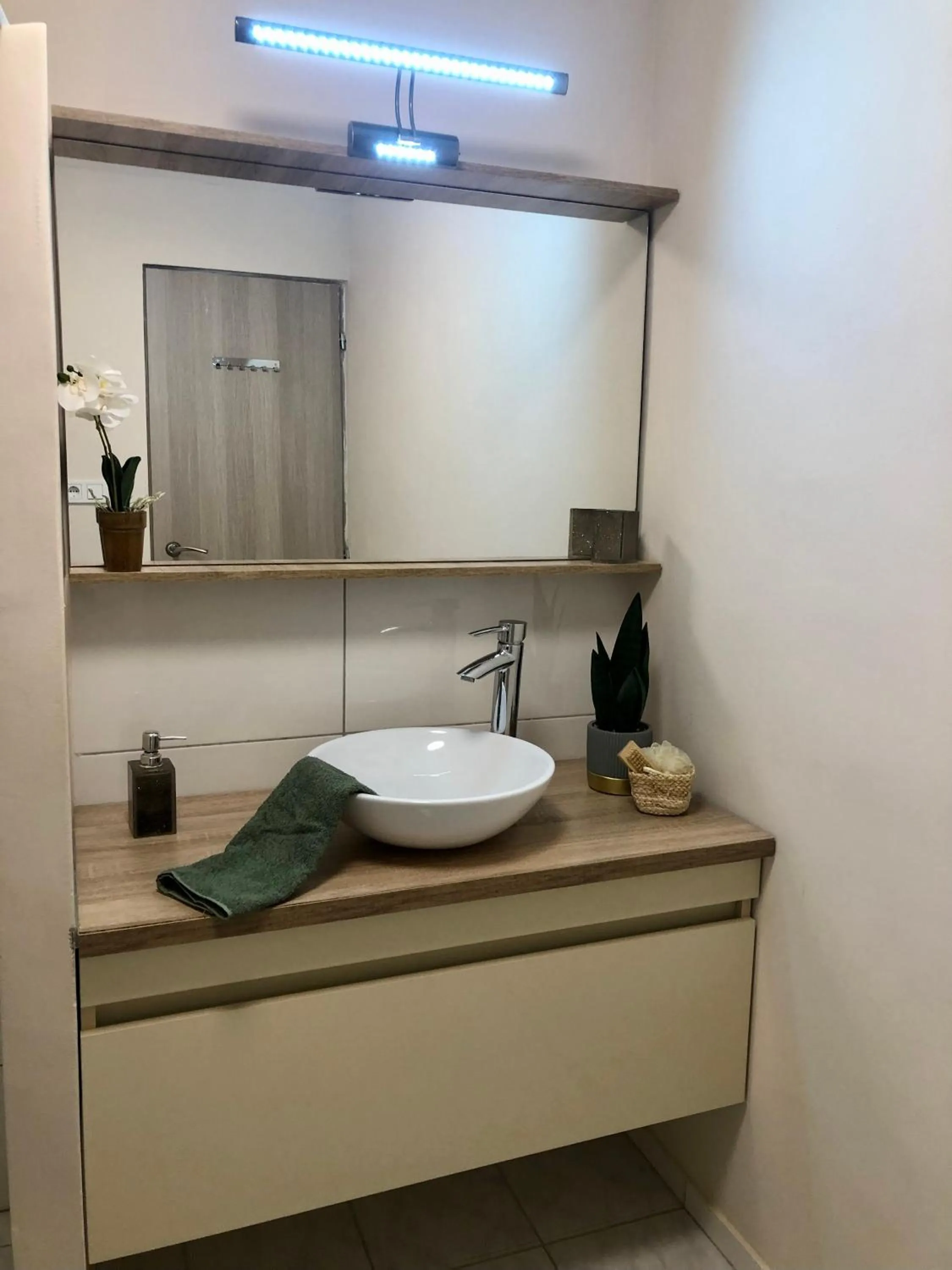 Bathroom in Alenso Guesthouse