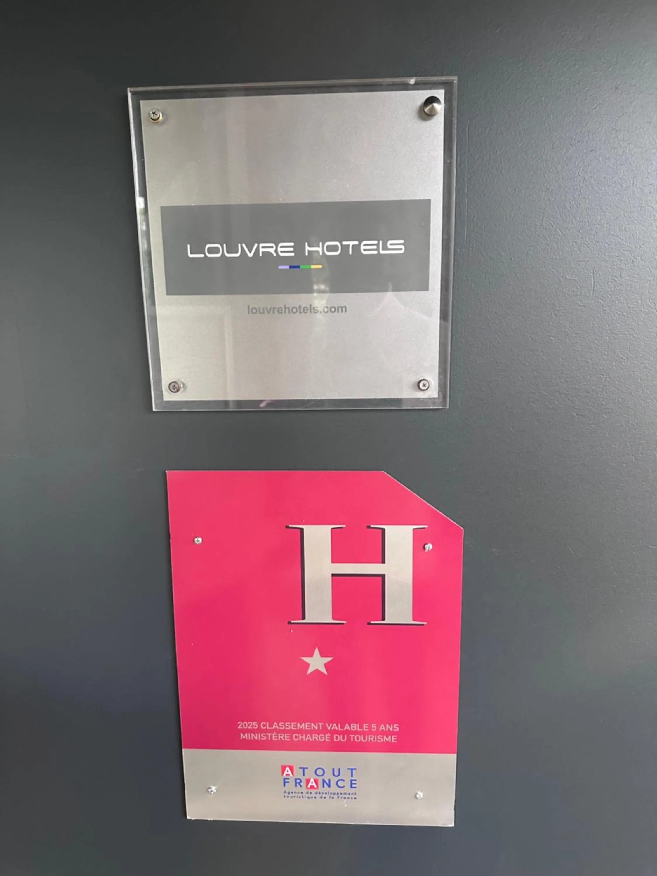 Property building in Premiere Classe Toulouse Ouest -Blagnac Aéroport