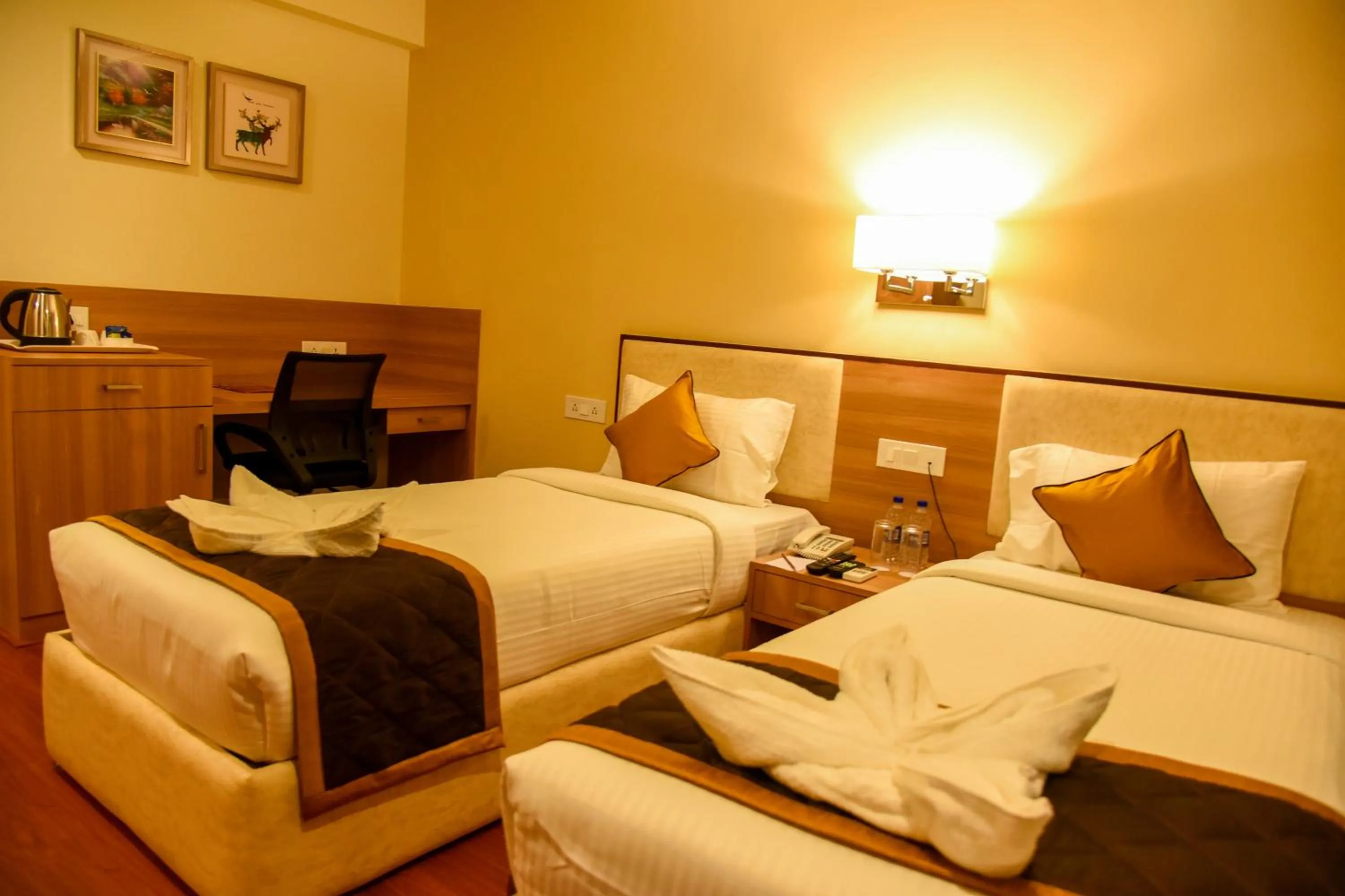 Bedroom, Bed in Hotel RK Gardenia