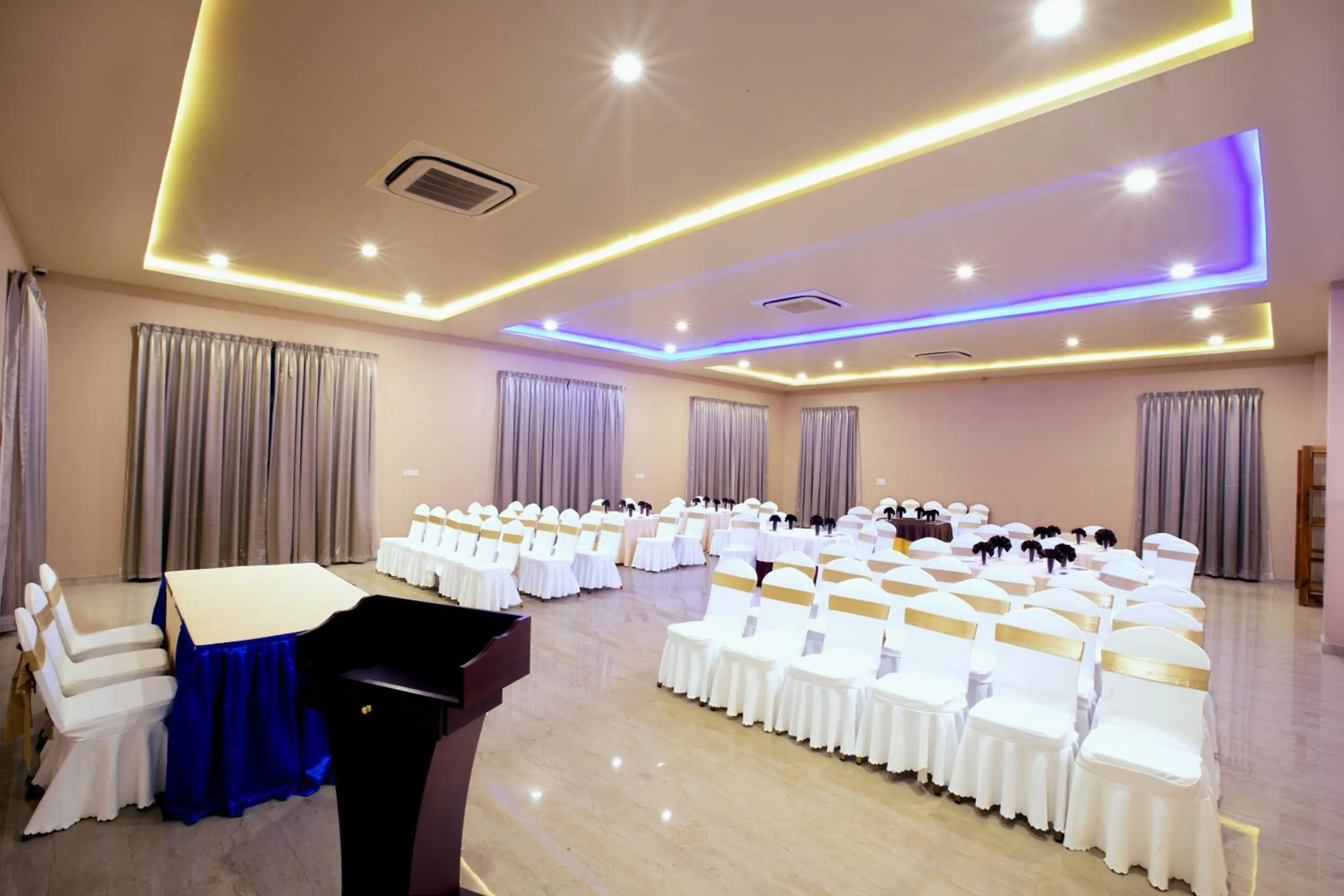 Meeting/conference room in Hotel RK Gardenia