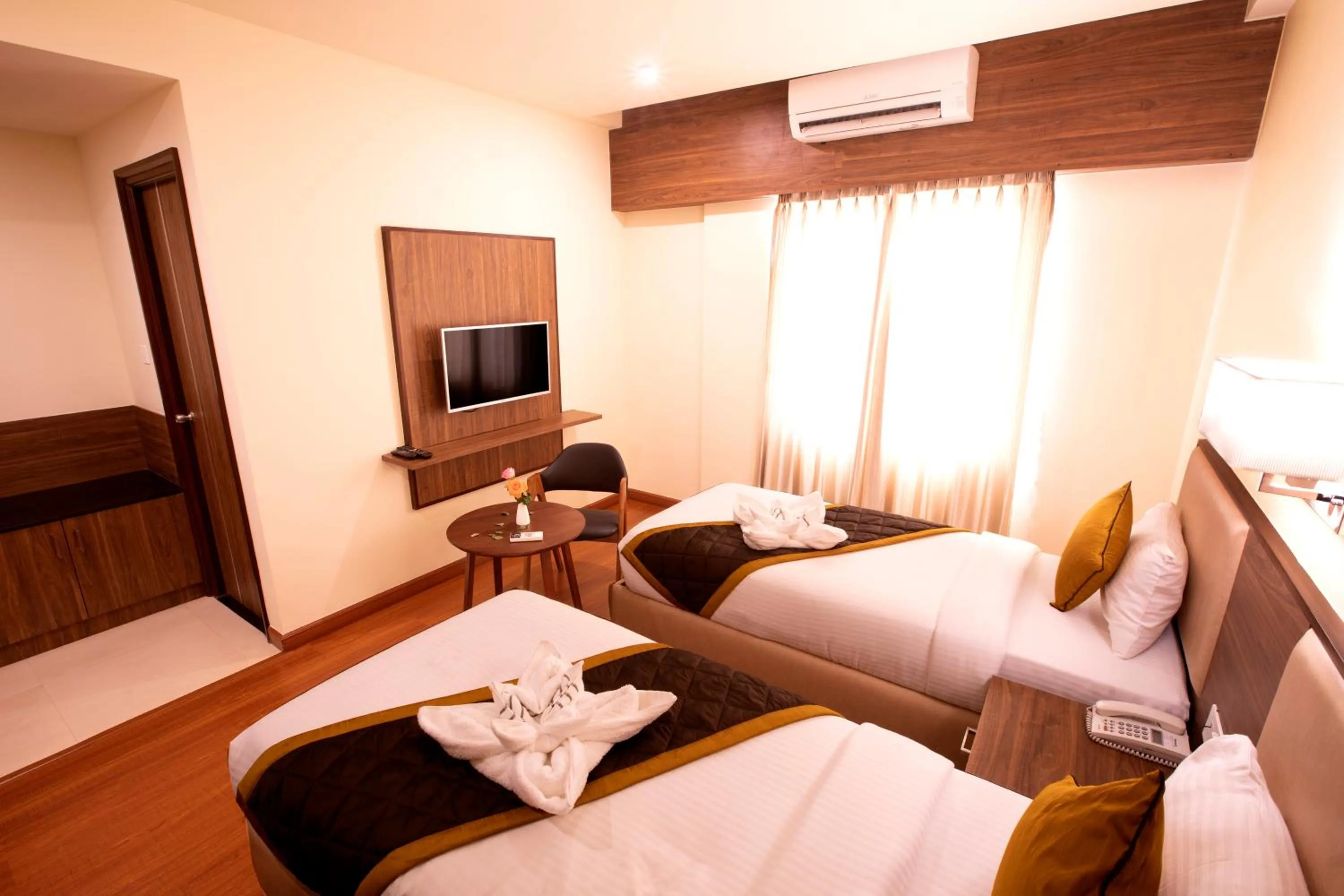 Bedroom, Bed in Hotel RK Gardenia