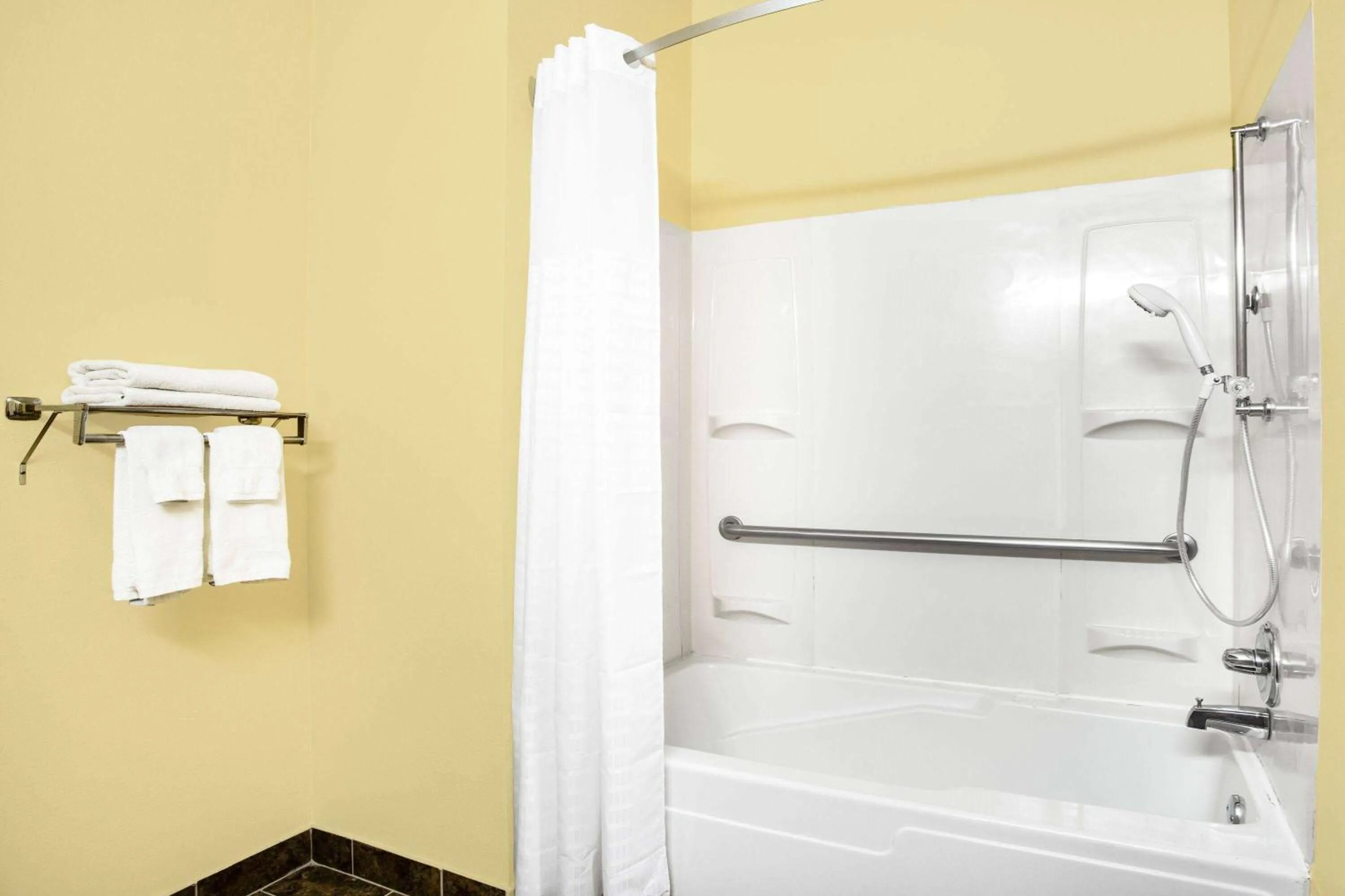 Bathroom in Super 8 by Wyndham Kokomo