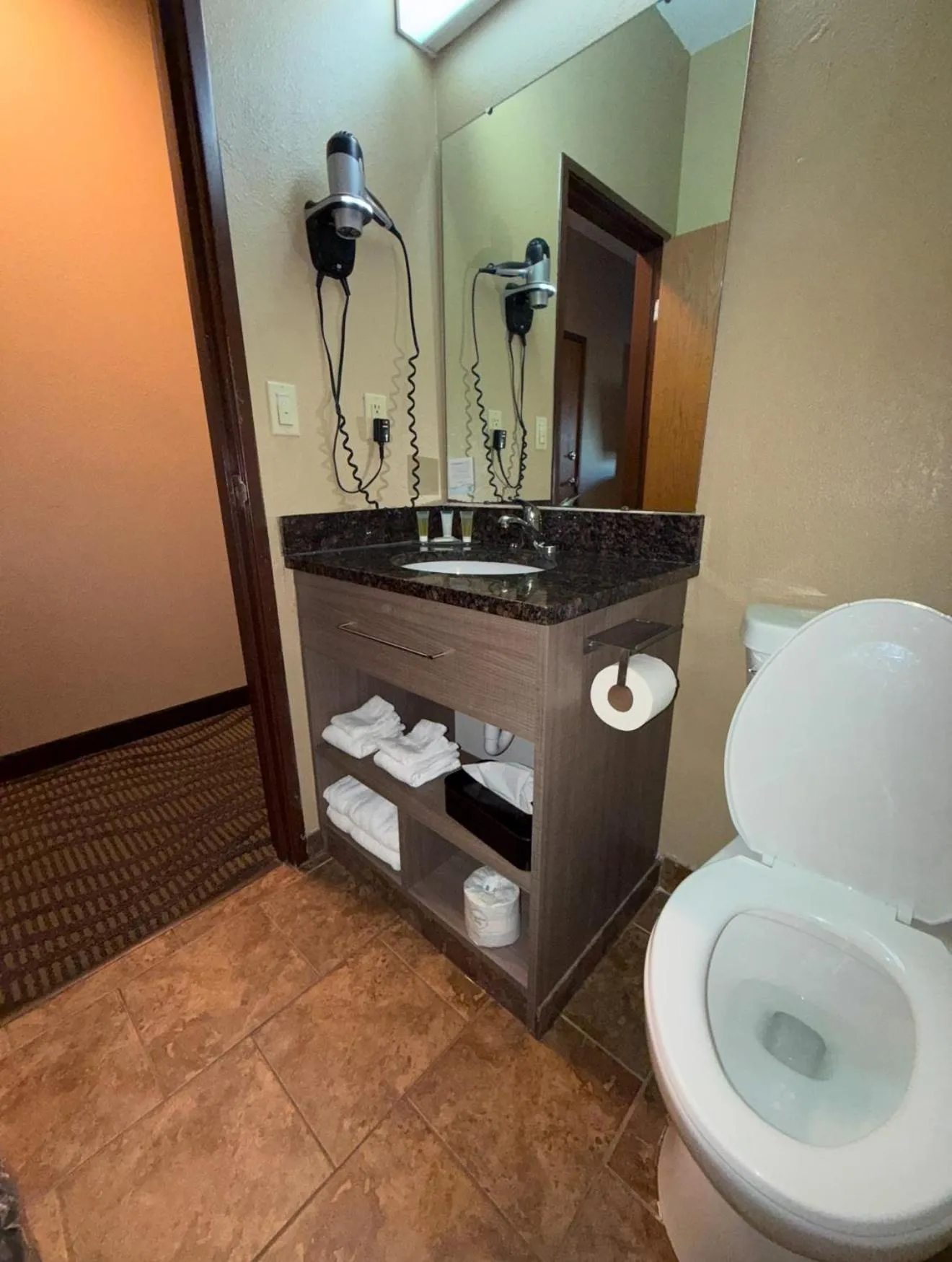 Toilet in Super 8 by Wyndham Kokomo