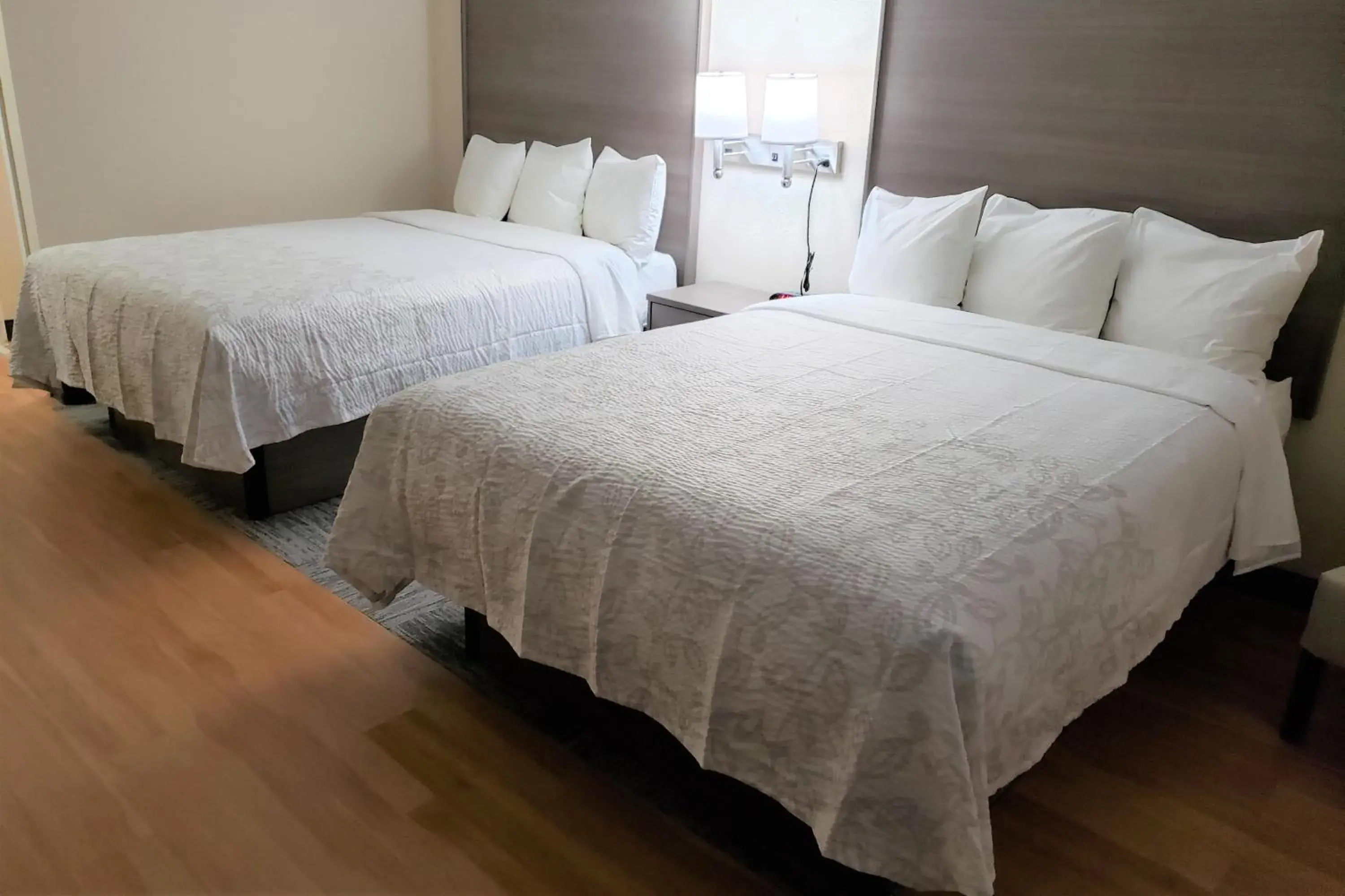 Superior Room with Two Queen Beds Non-Smoking in Red Roof Inn Moss Point Superior Room with Two Queen Beds Non-Smoking in Red Roof Inn Moss Point