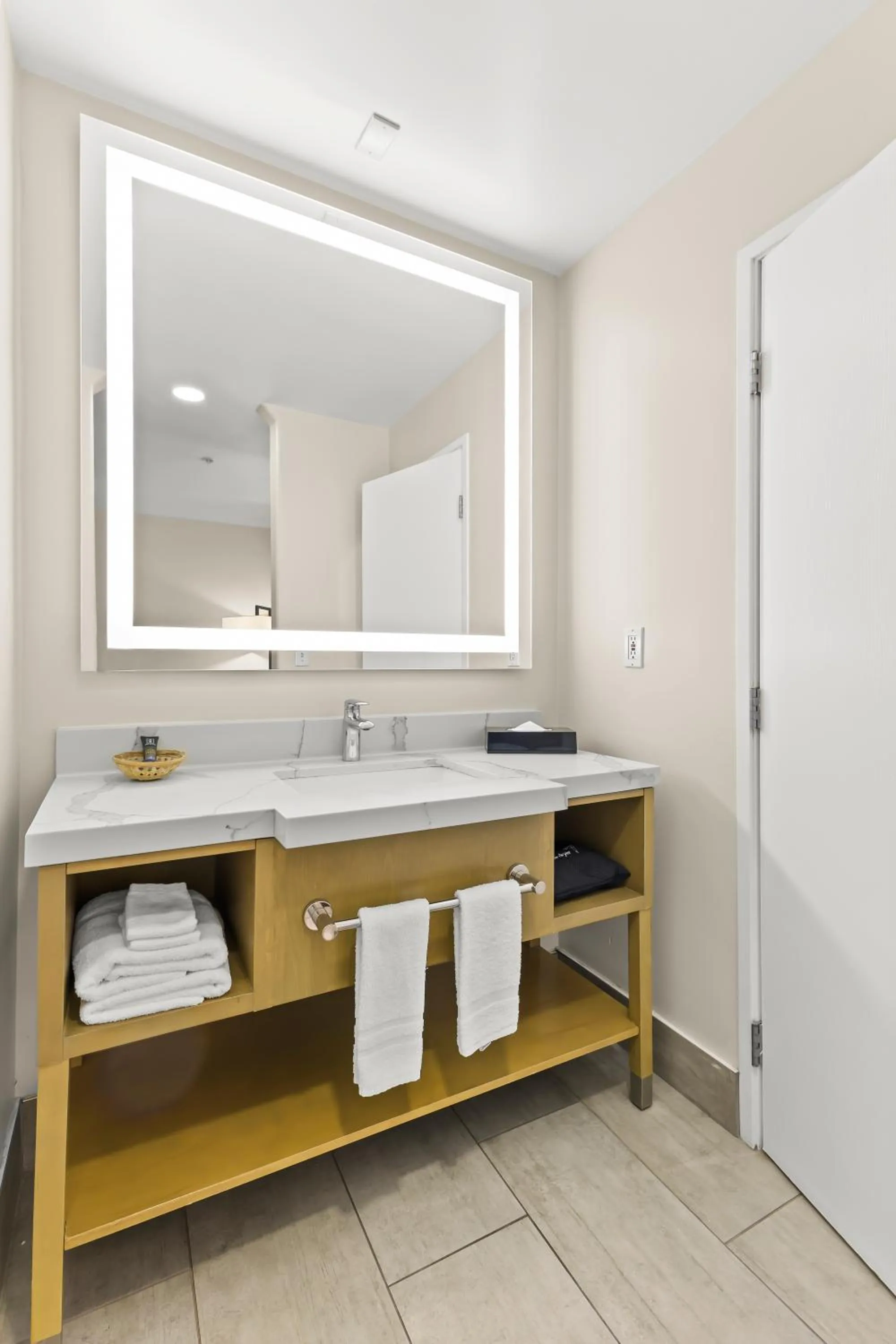 Bathroom in Los Viajeros Inn