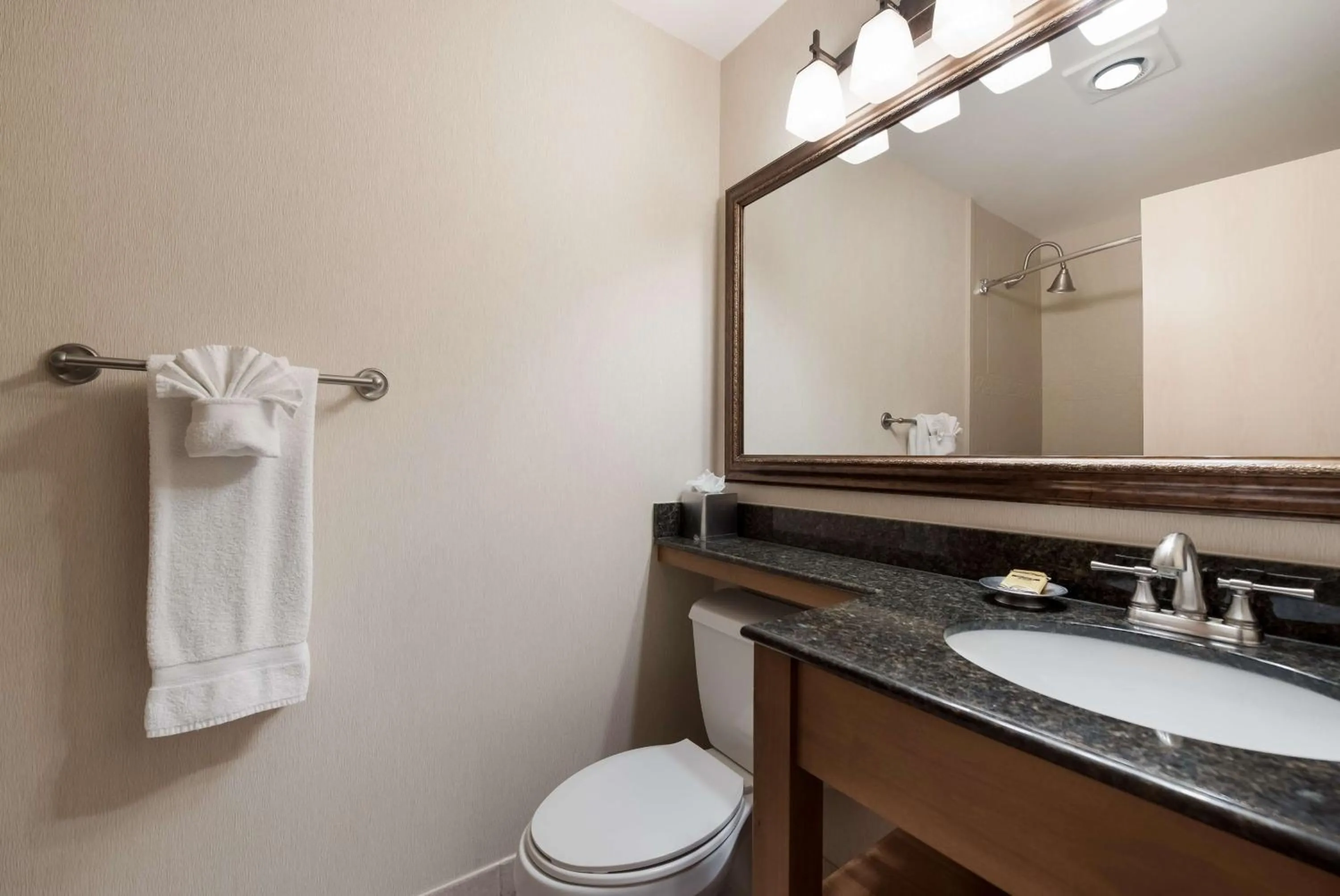Bathroom in Best Western Plus Kentwood Lodge