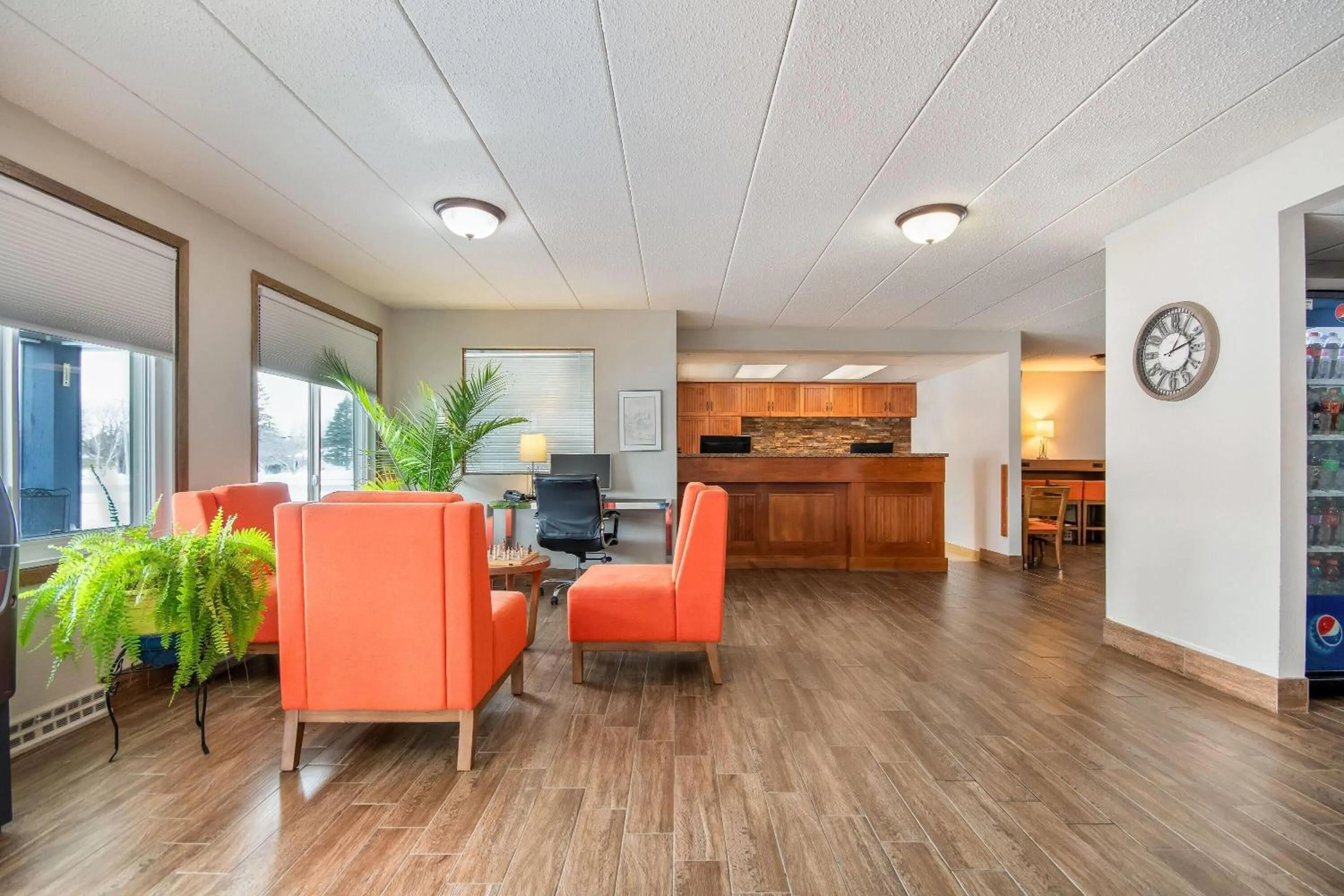 Lobby or reception in Days Inn by Wyndham International Falls