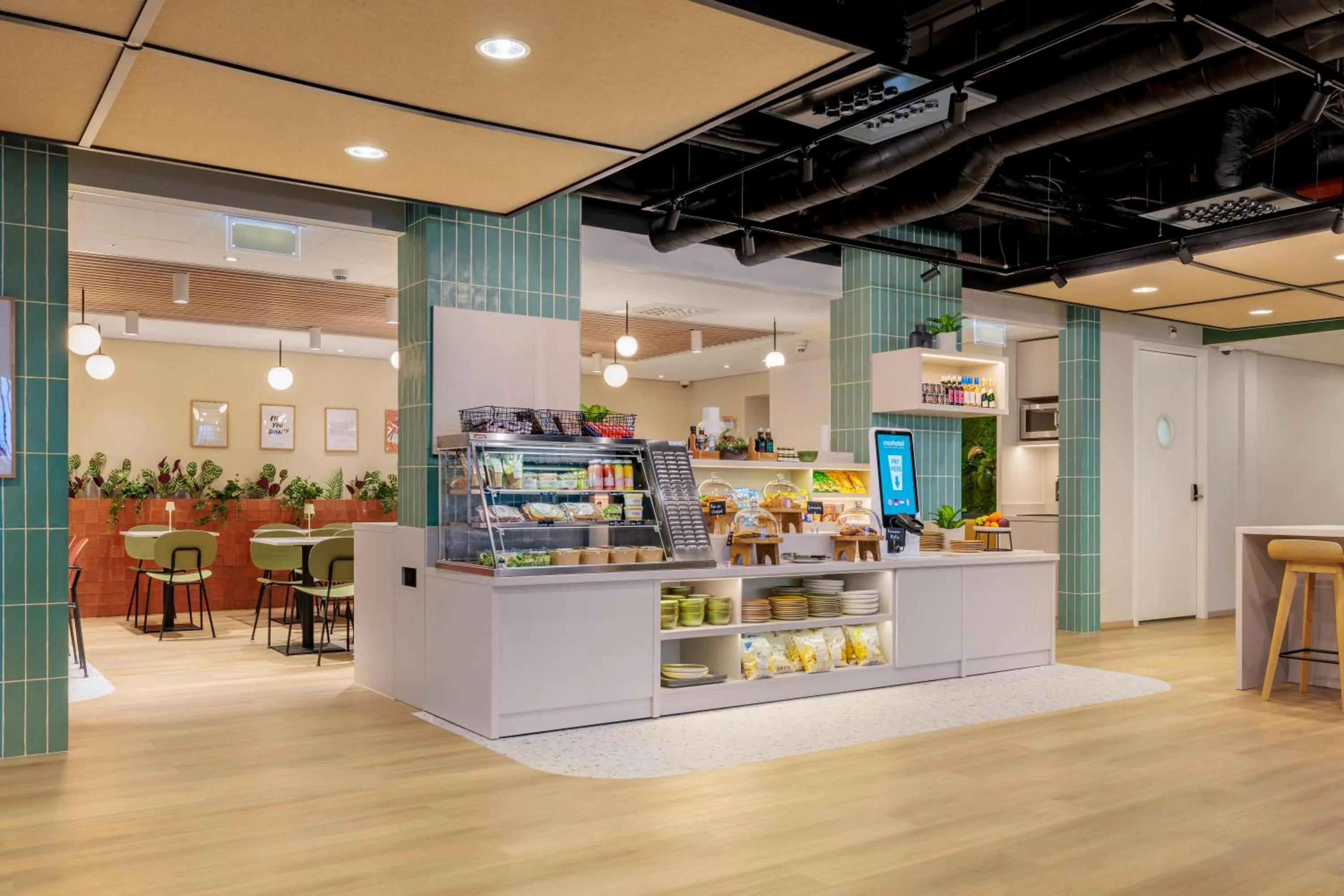 Lobby or reception in Maxhotel Amsterdam Airport Schiphol - Recently Renovated