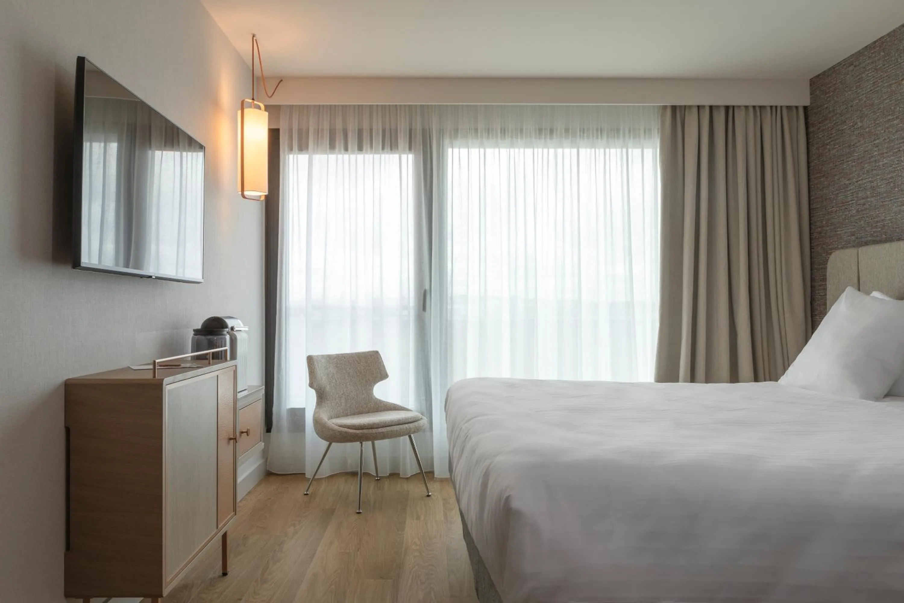 Bed in Oceania Saint Malo