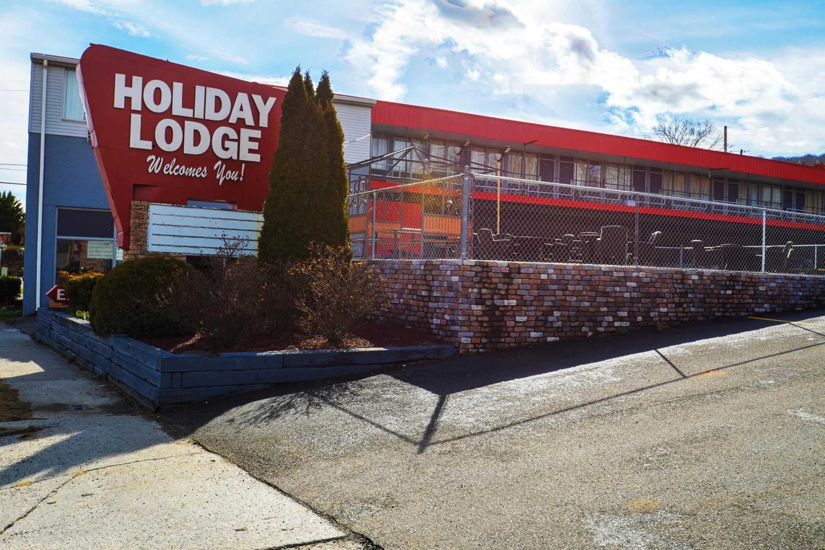 Property building in Holiday Lodge Virginia -Listing Partner