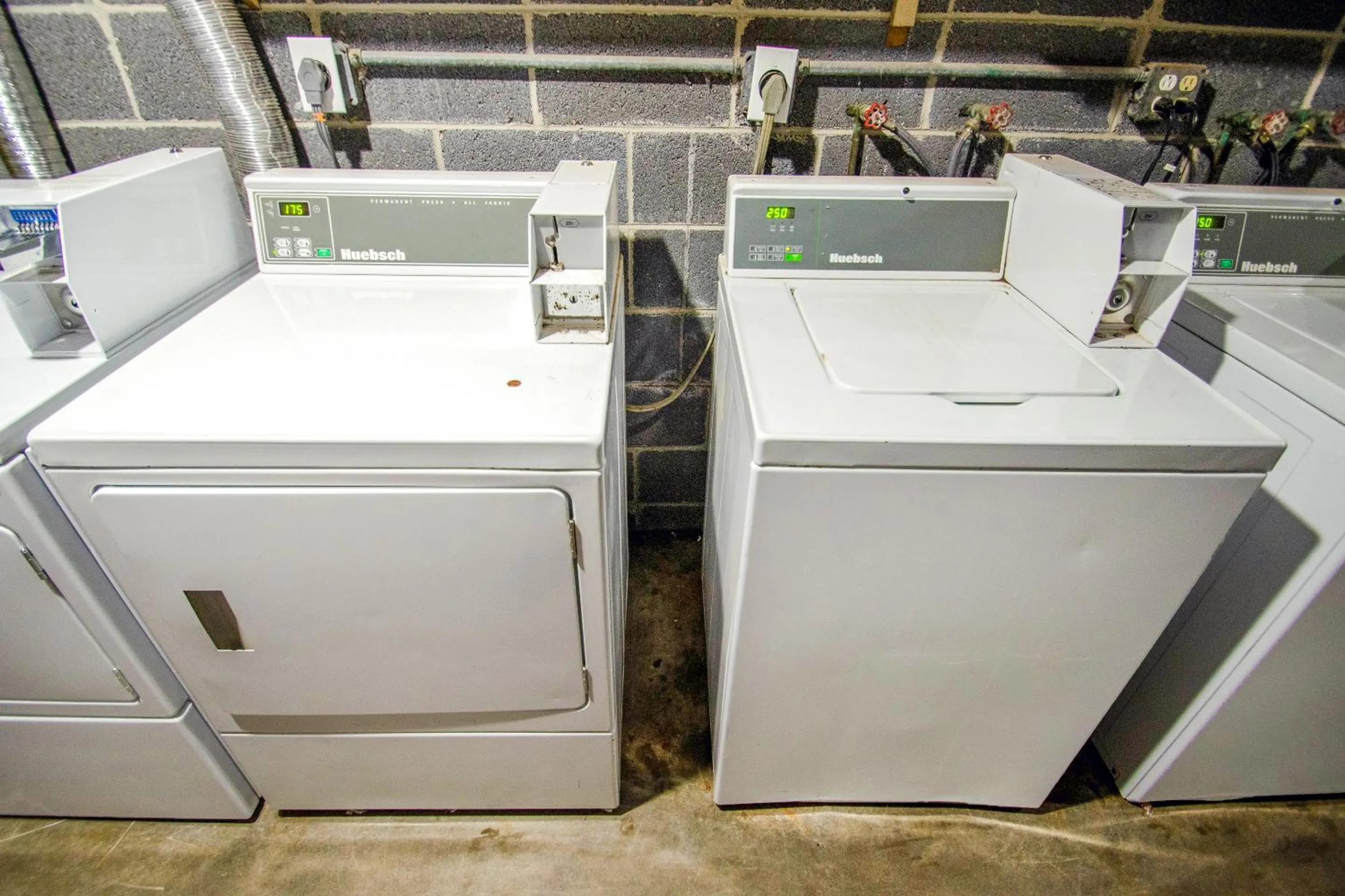 laundry in Holiday Lodge Virginia -Listing Partner