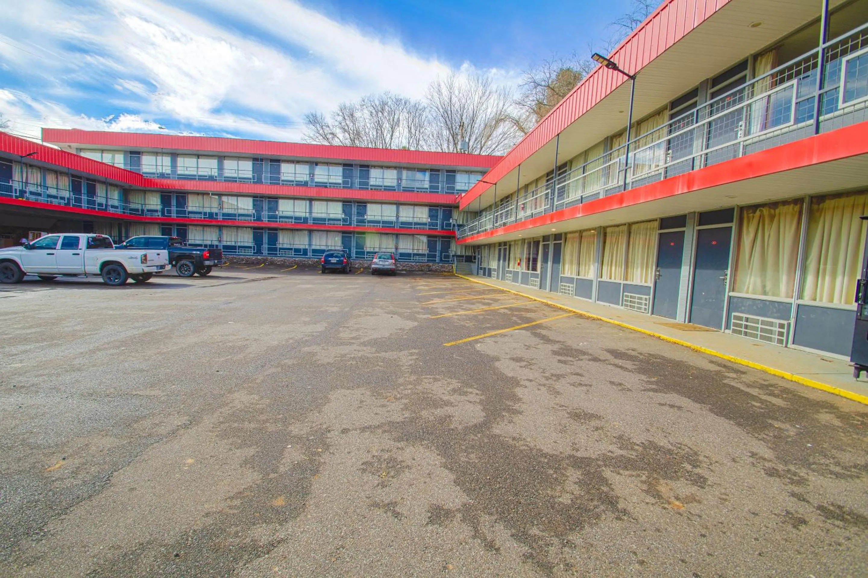 Parking in Holiday Lodge Virginia -Listing Partner