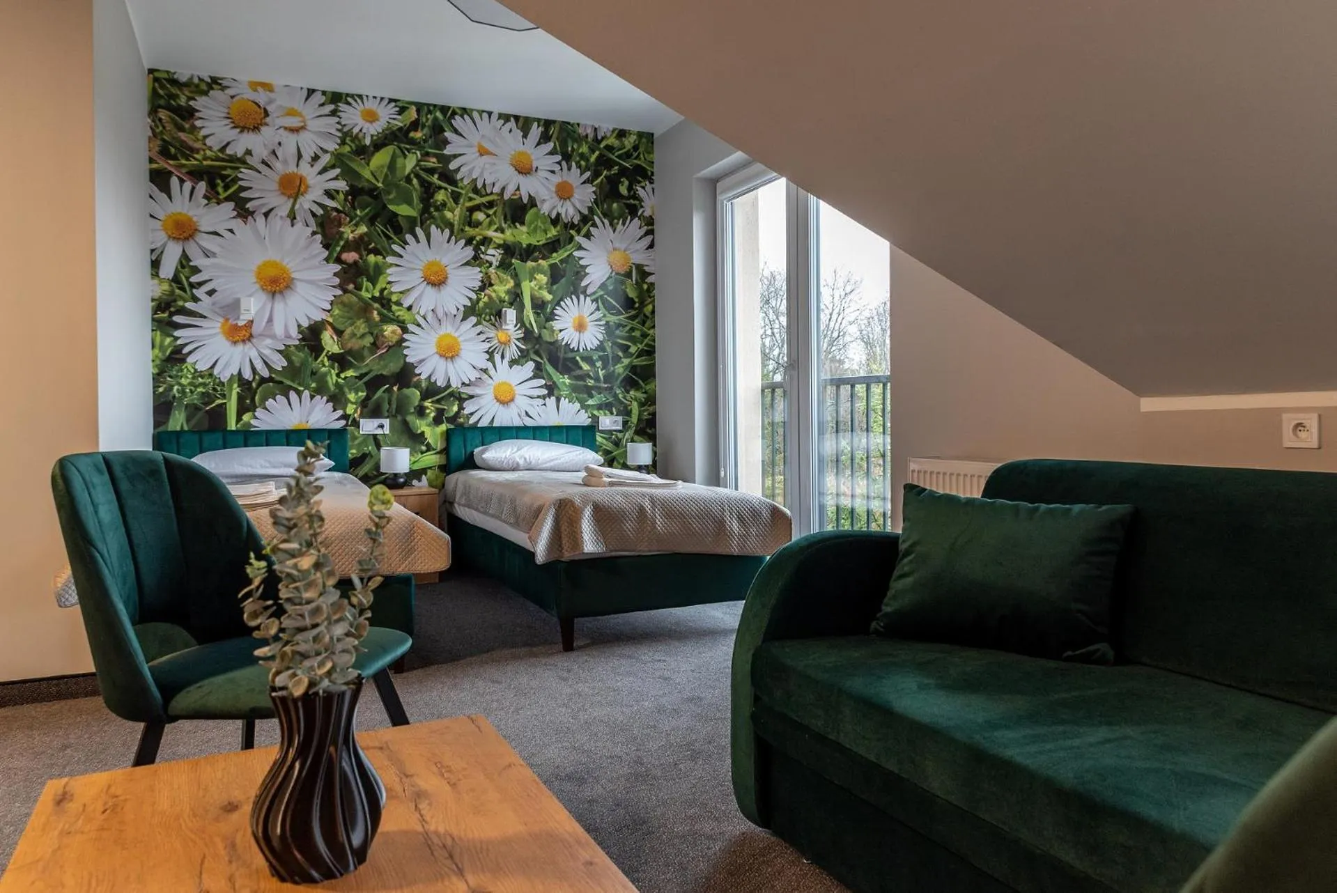 Bed in Willa Rustykalna