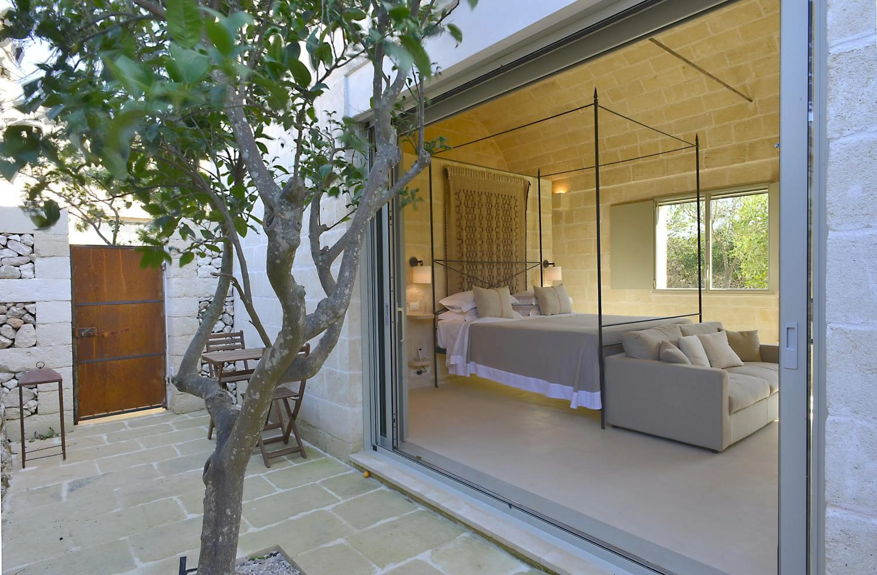 Patio in Masseria Trapana