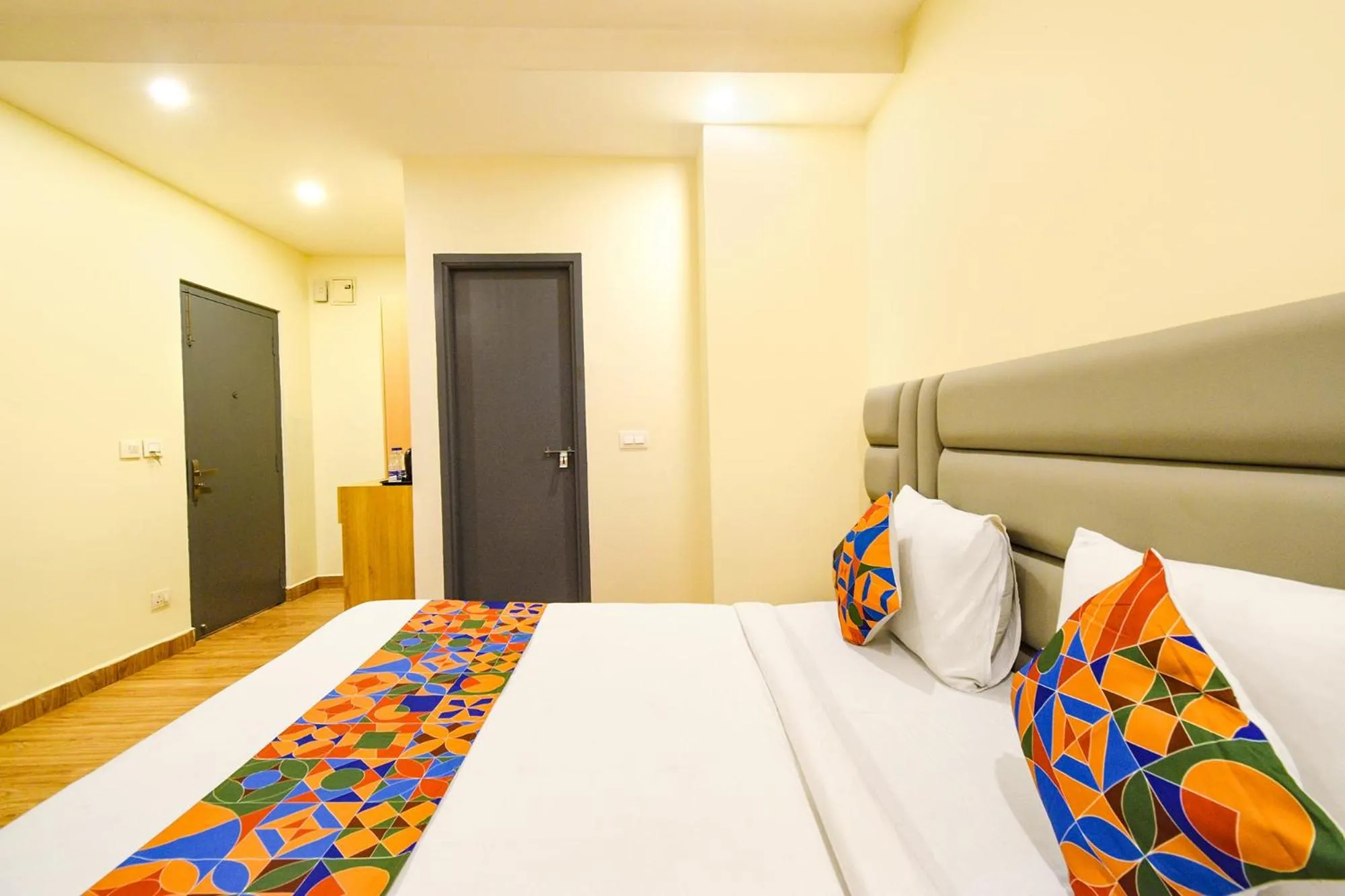 Bed in FabHotel White Ridge-SIa Life Hospital, Kondapur