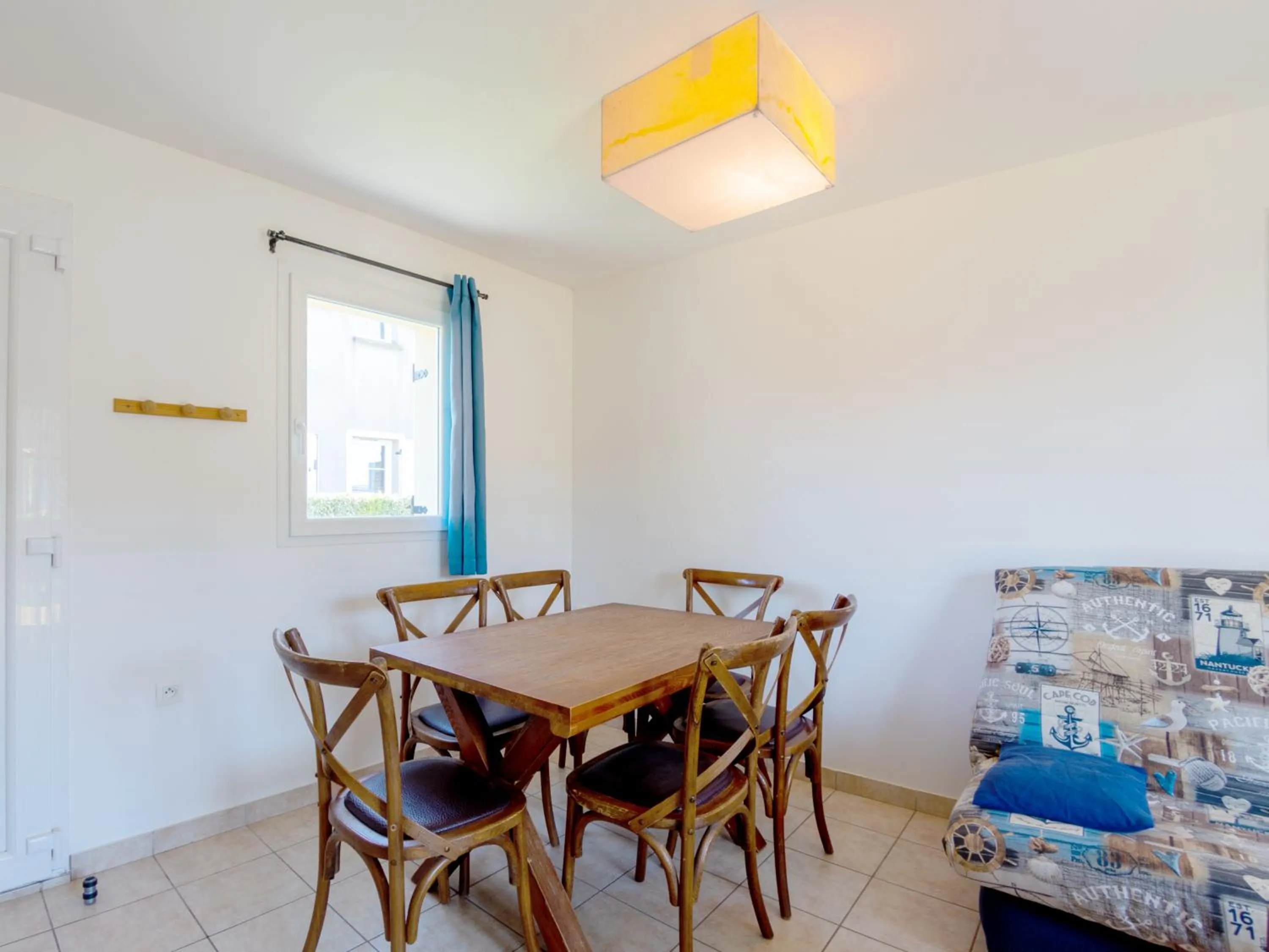 Dining area in Vacancéole - Résidence Les Terrasses de Pentrez-Plage