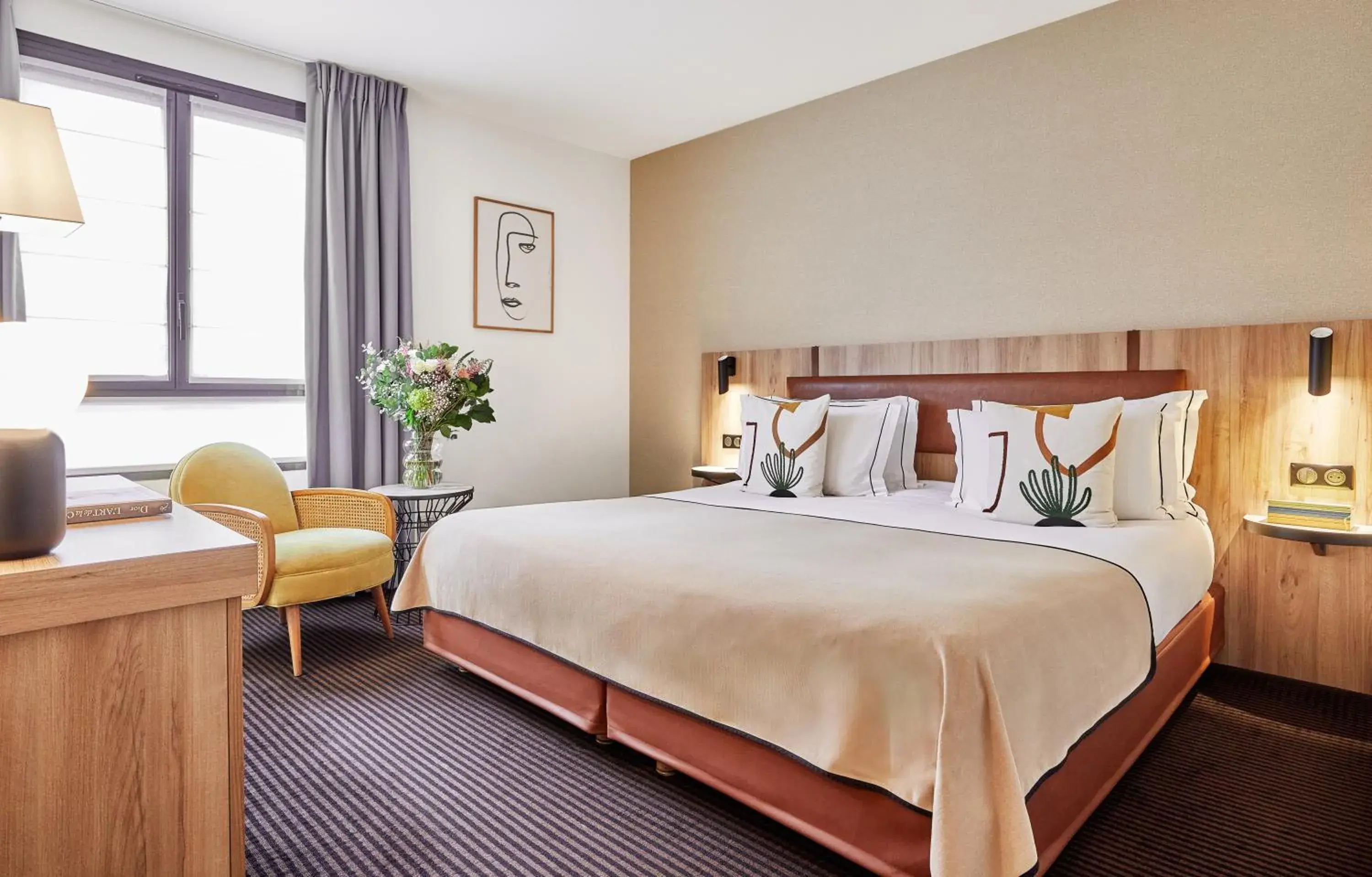 Deluxe Family Room in Plaza Tour Eiffel Deluxe Family Room in Plaza Tour Eiffel