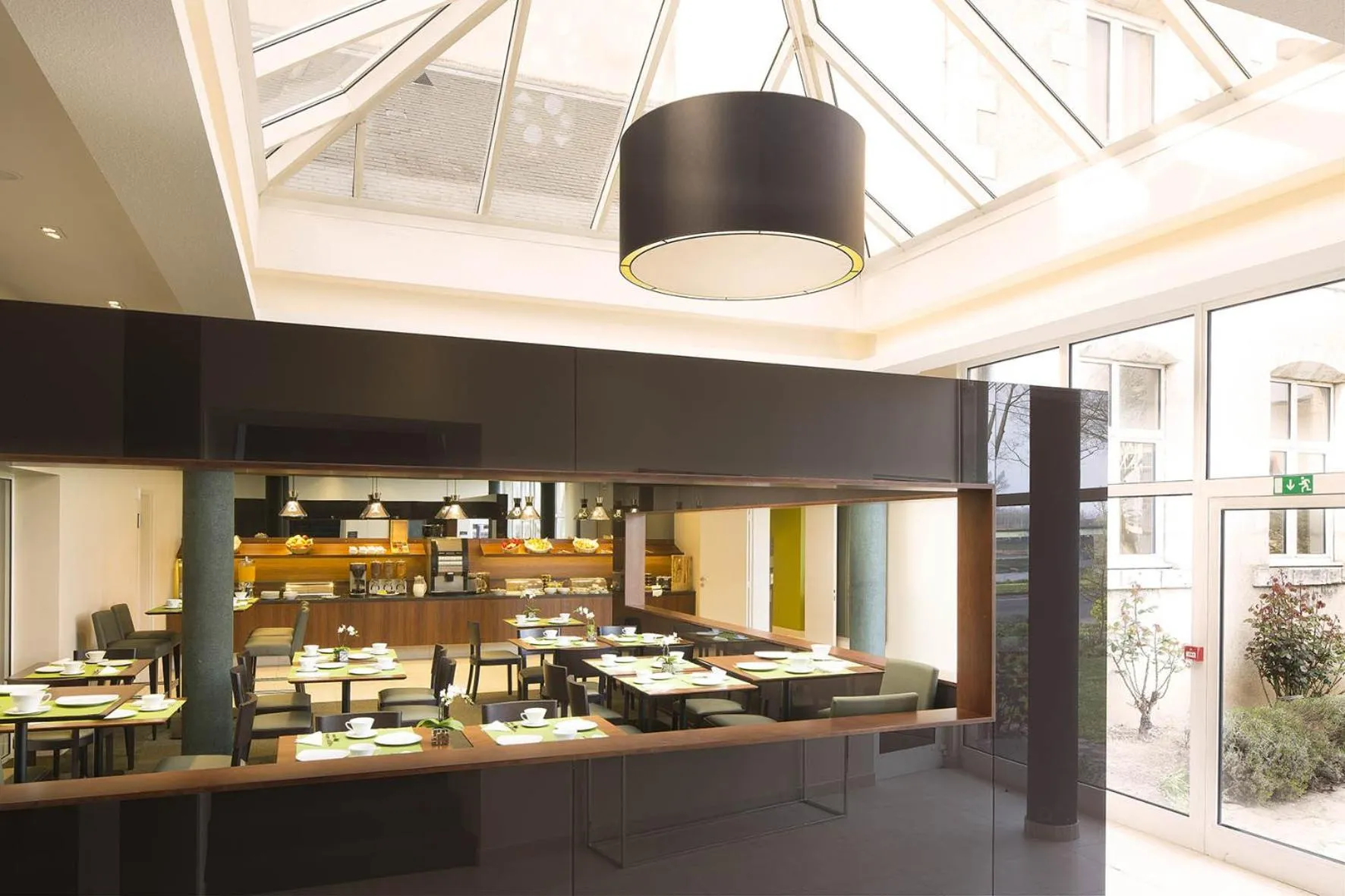 Restaurant/places to eat in Escale Oceania Orléans