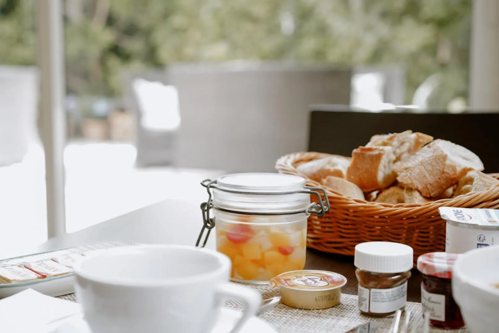 Food and drinks in Ideal Sejour Cannes - Hôtel de Charme