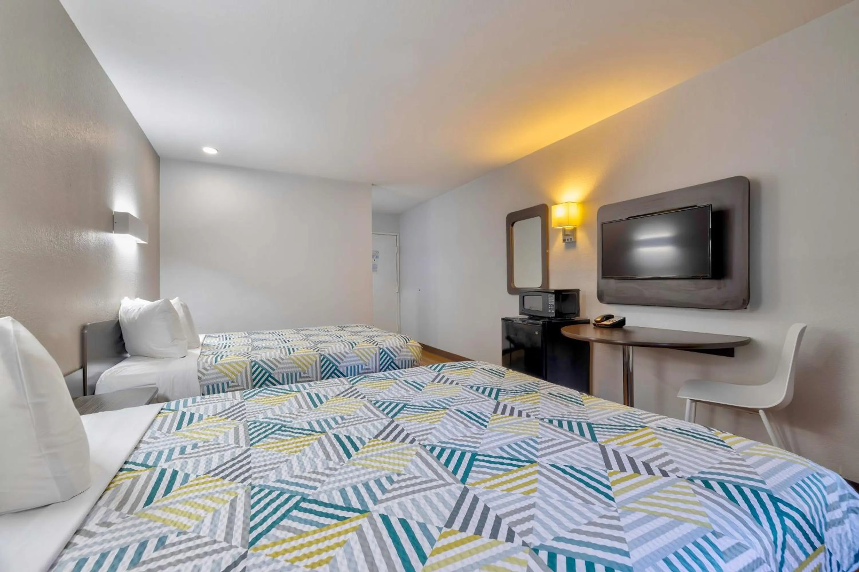 Bedroom, Bed in Motel 6 Little Rock AR South