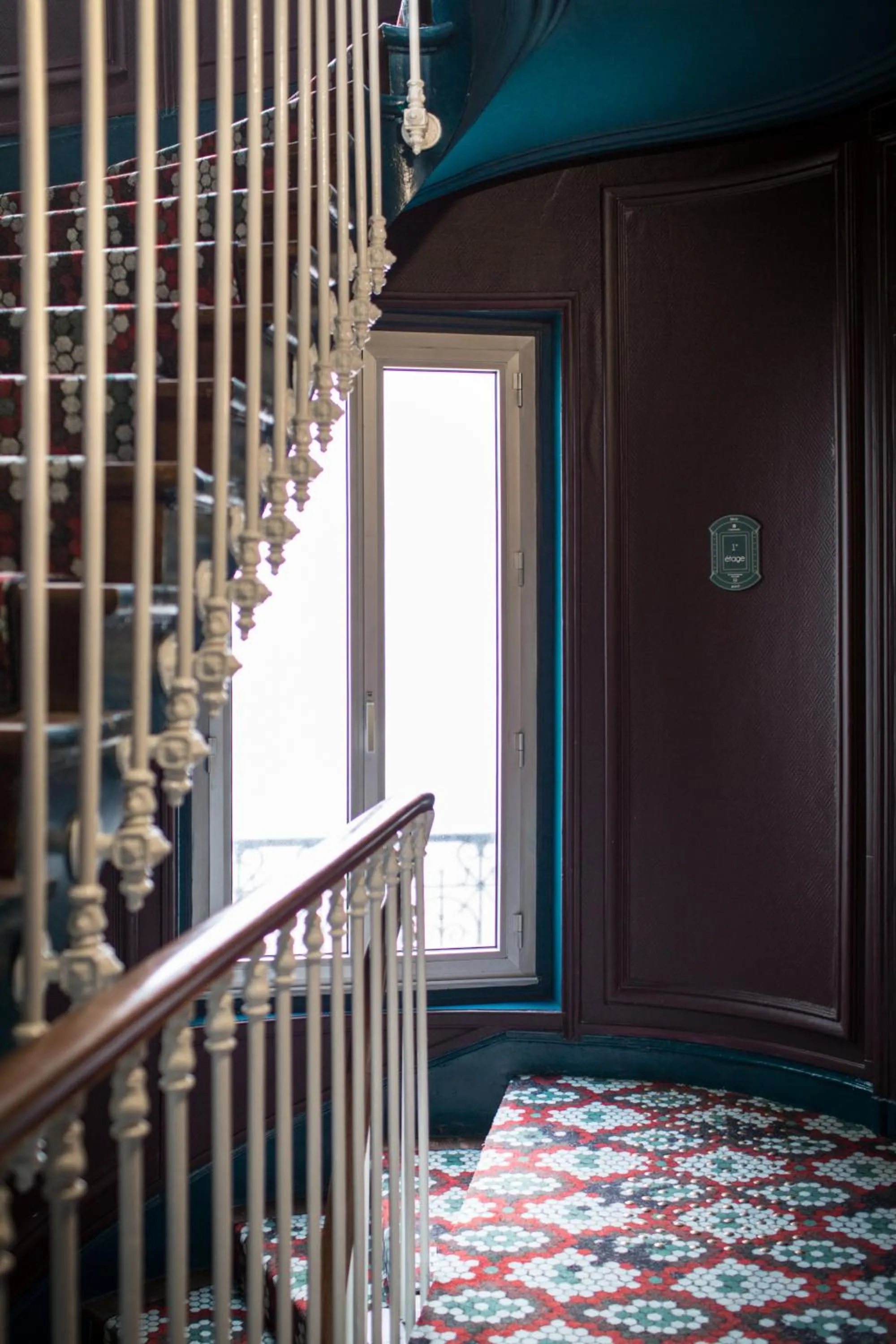 Staff in ibis Styles Paris Nation Cours de Vincennes