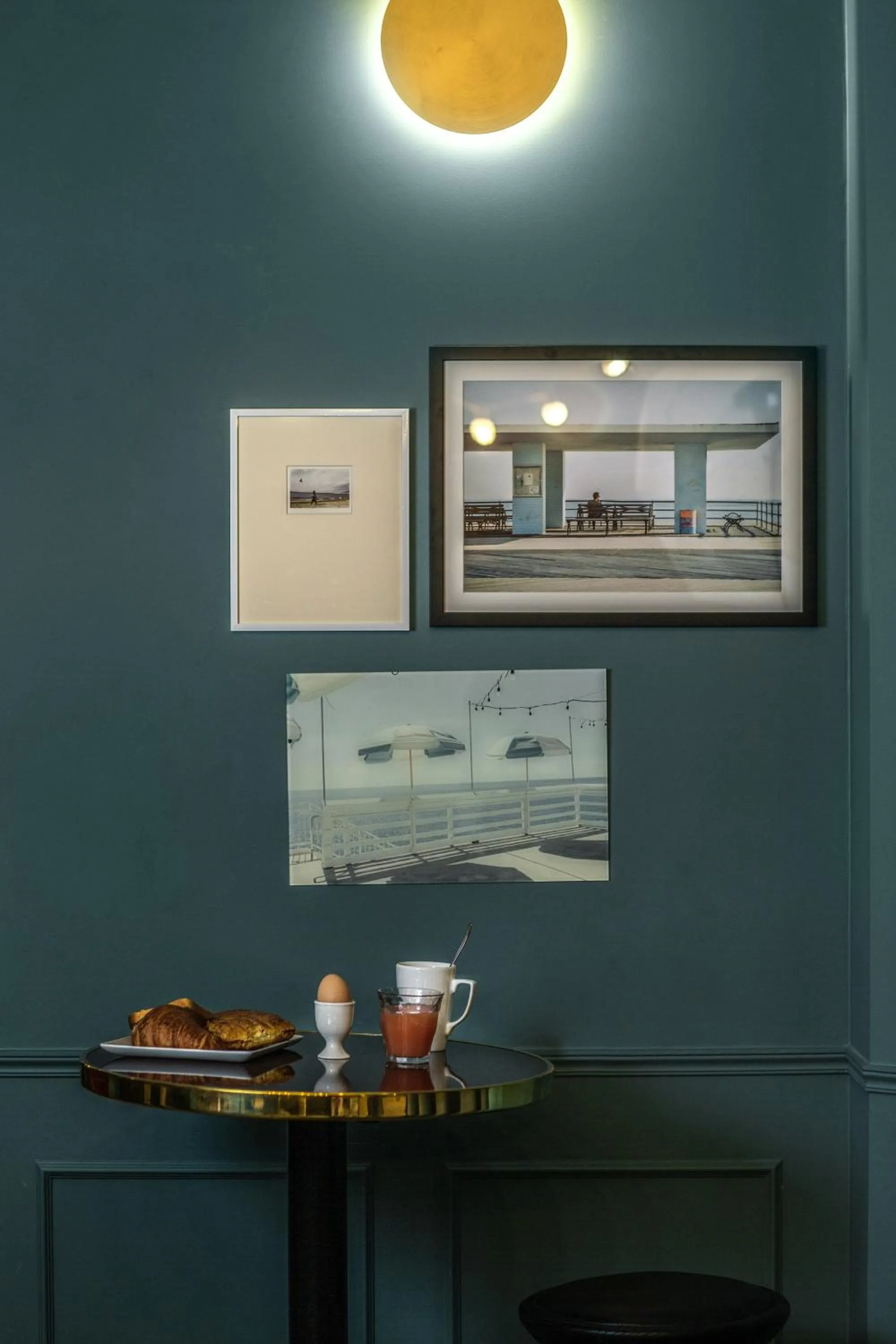 Decorative detail in ibis Styles Paris Nation Cours de Vincennes