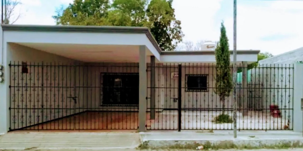 Property building in Casa Ixchel - 700m to Downtown, WiFi, Hot Water, AC