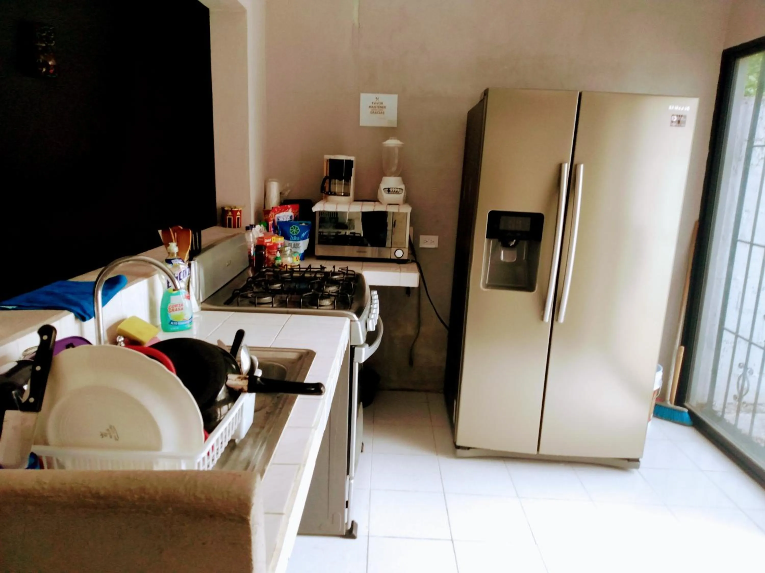 Kitchen or kitchenette in Casa Ixchel - 700m to Downtown, WiFi, Hot Water, AC