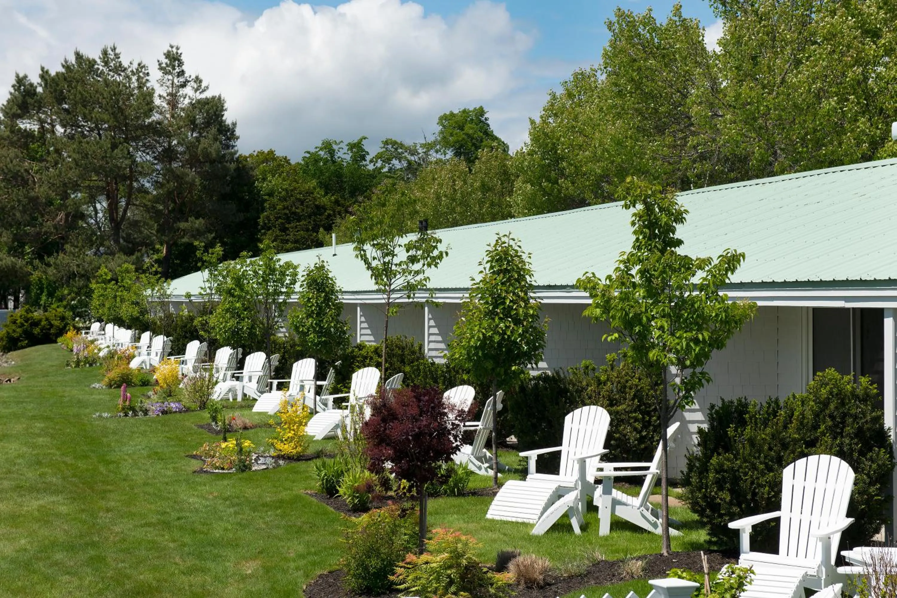 Patio in Yachtsman Lodge & Marina