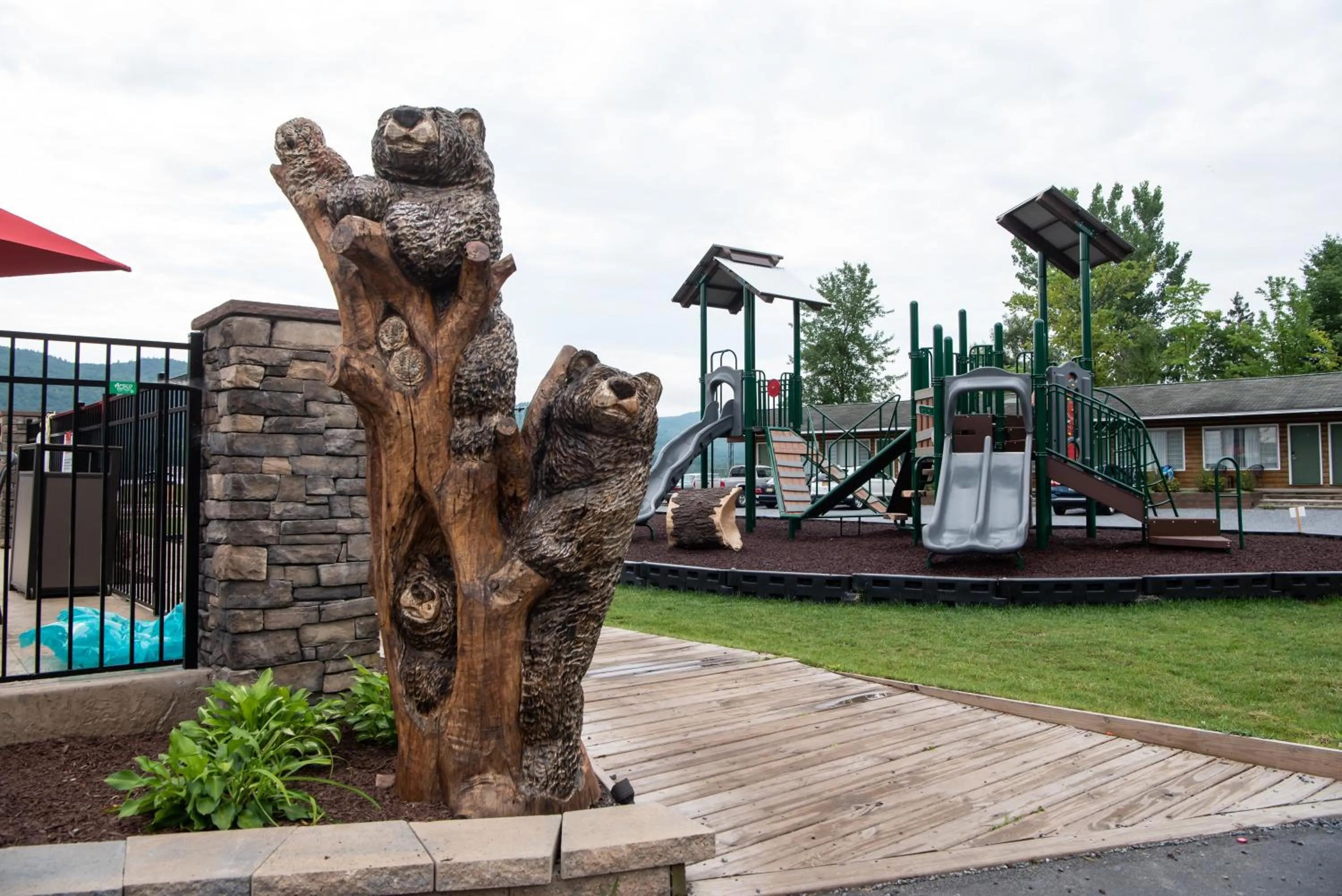 Children play ground in Scotty's Lakeside Resort