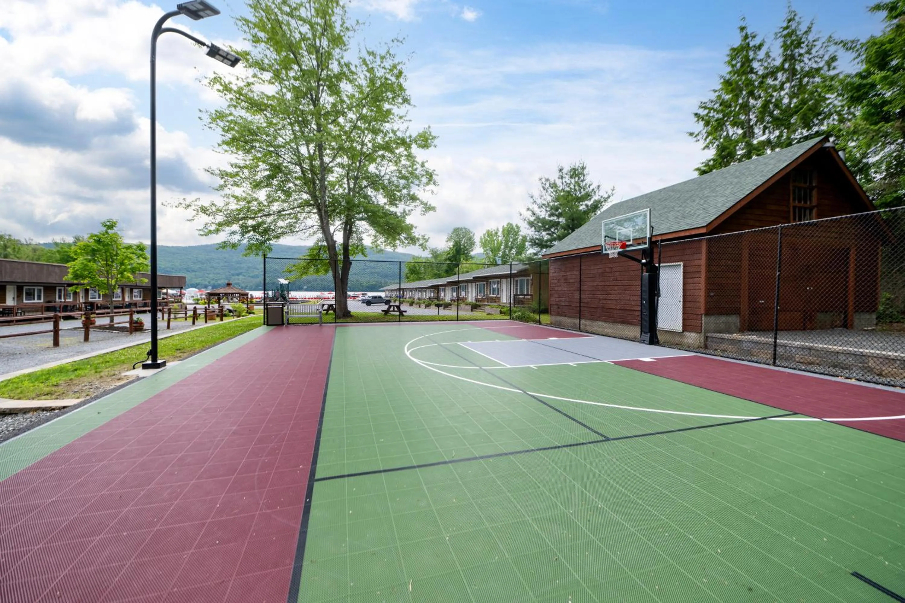 Sports in Scotty's Lakeside Resort