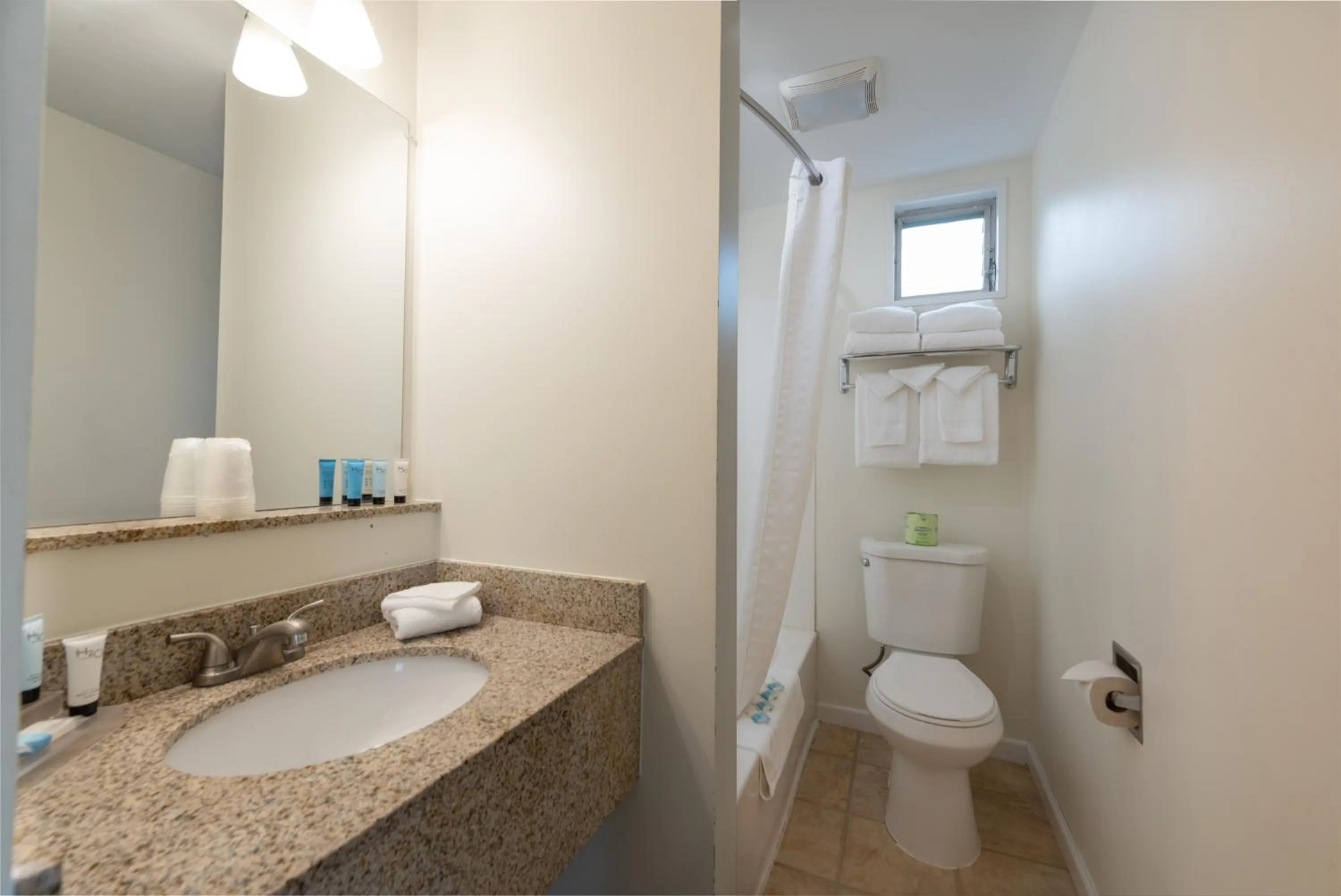 Bathroom in Scotty's Lakeside Resort