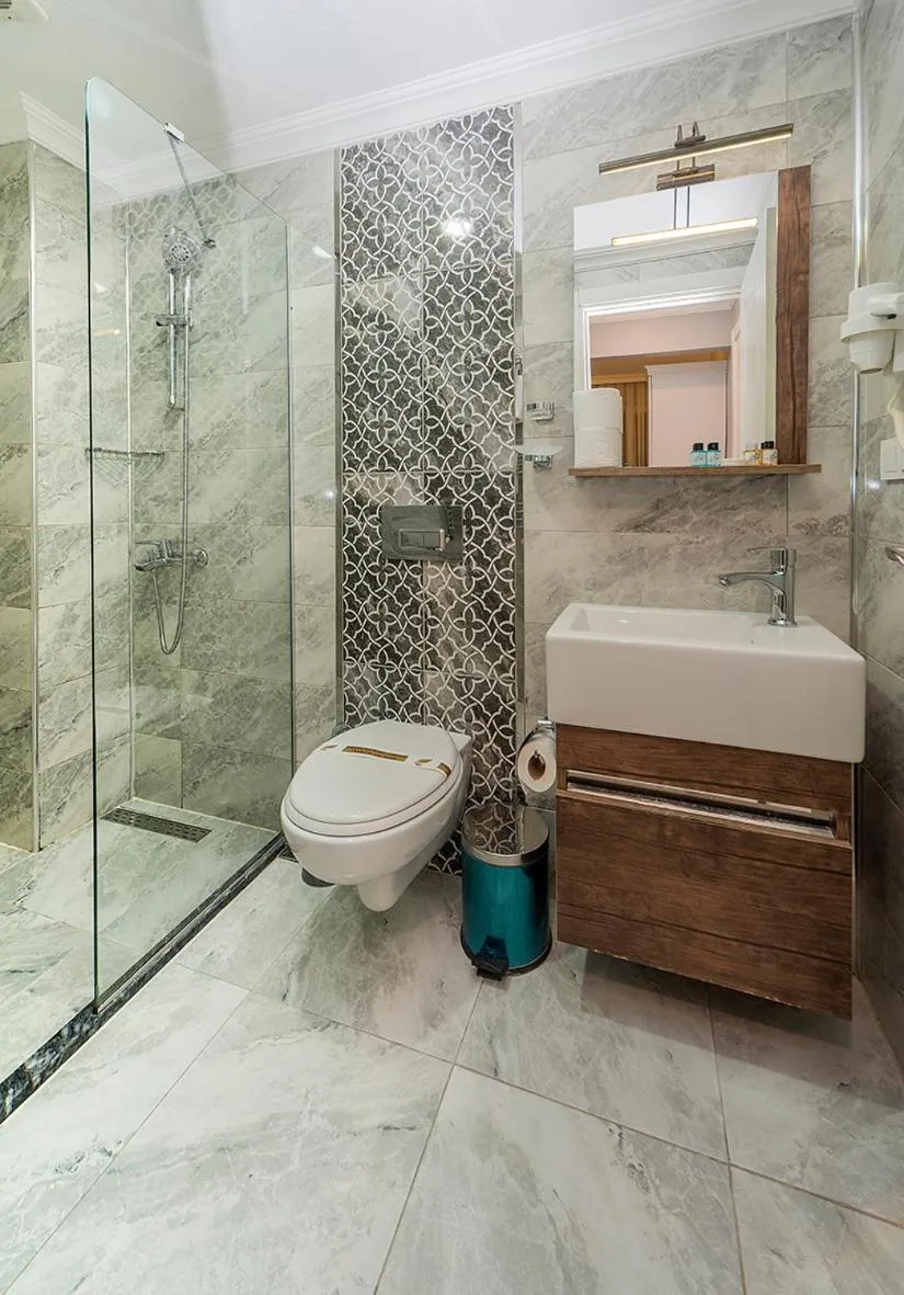 Bathroom in Beyazit Palace Hotel