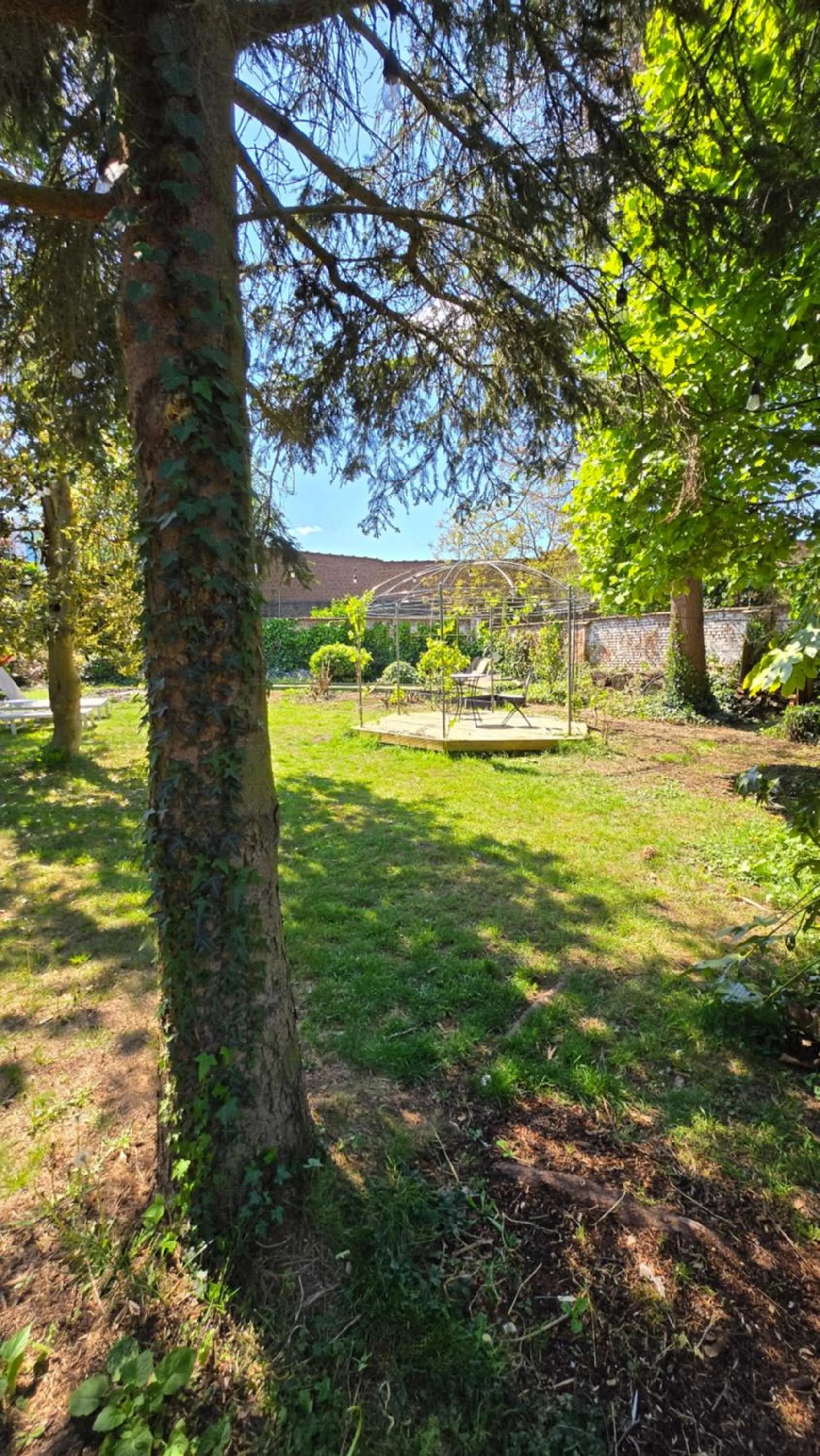 Property building in OsTi