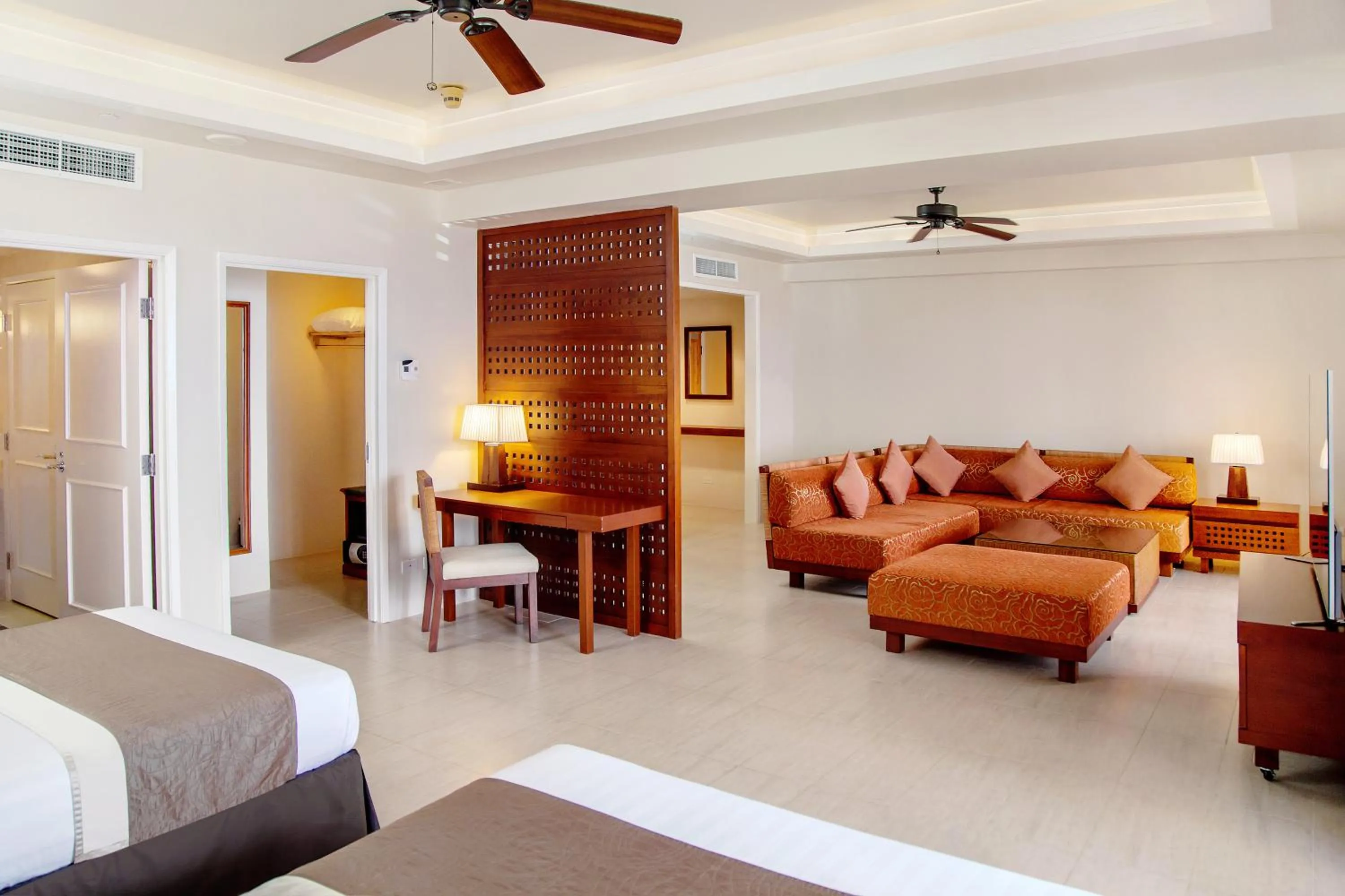 Living room, Bed in Pacific Islands Club Guam