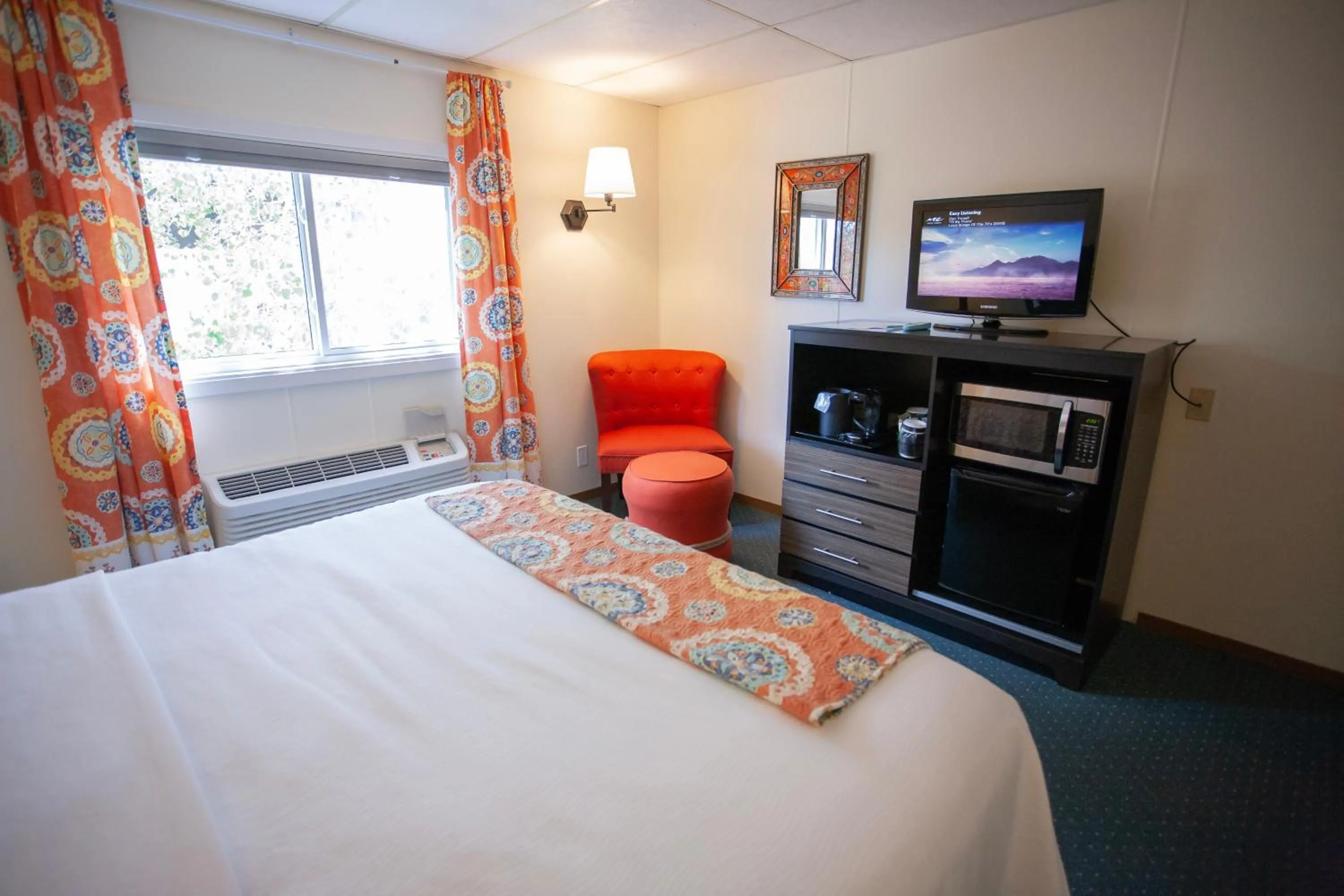 Bed in Bavarian Inn, Black Hills