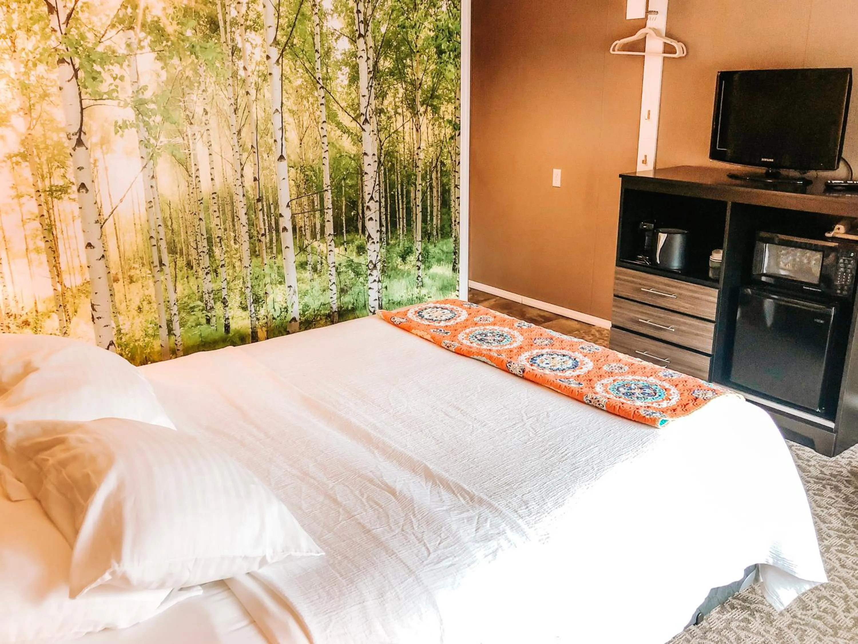 Bed in Bavarian Inn, Black Hills