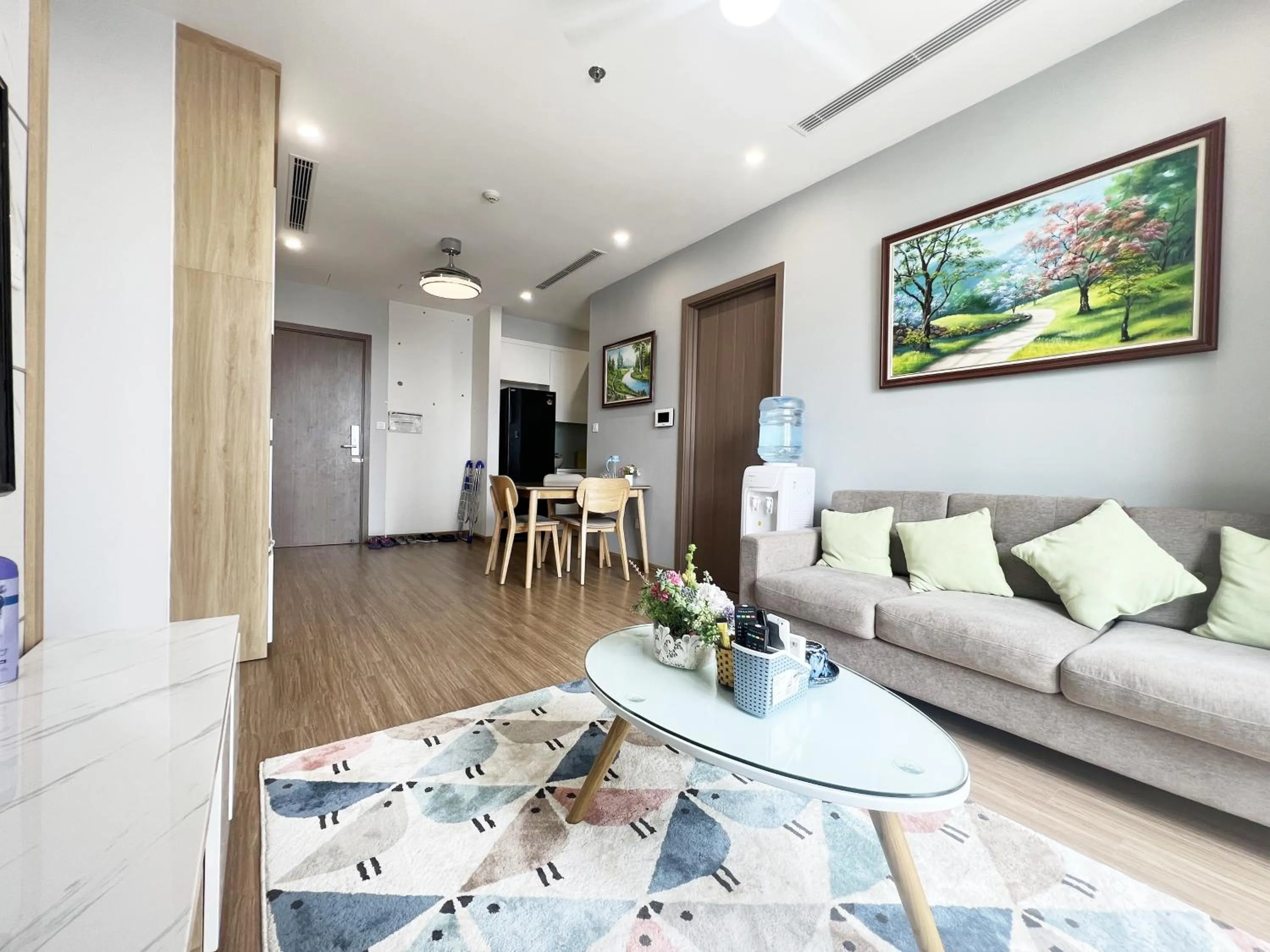 Luxury Apartment Vinhomes Skylake