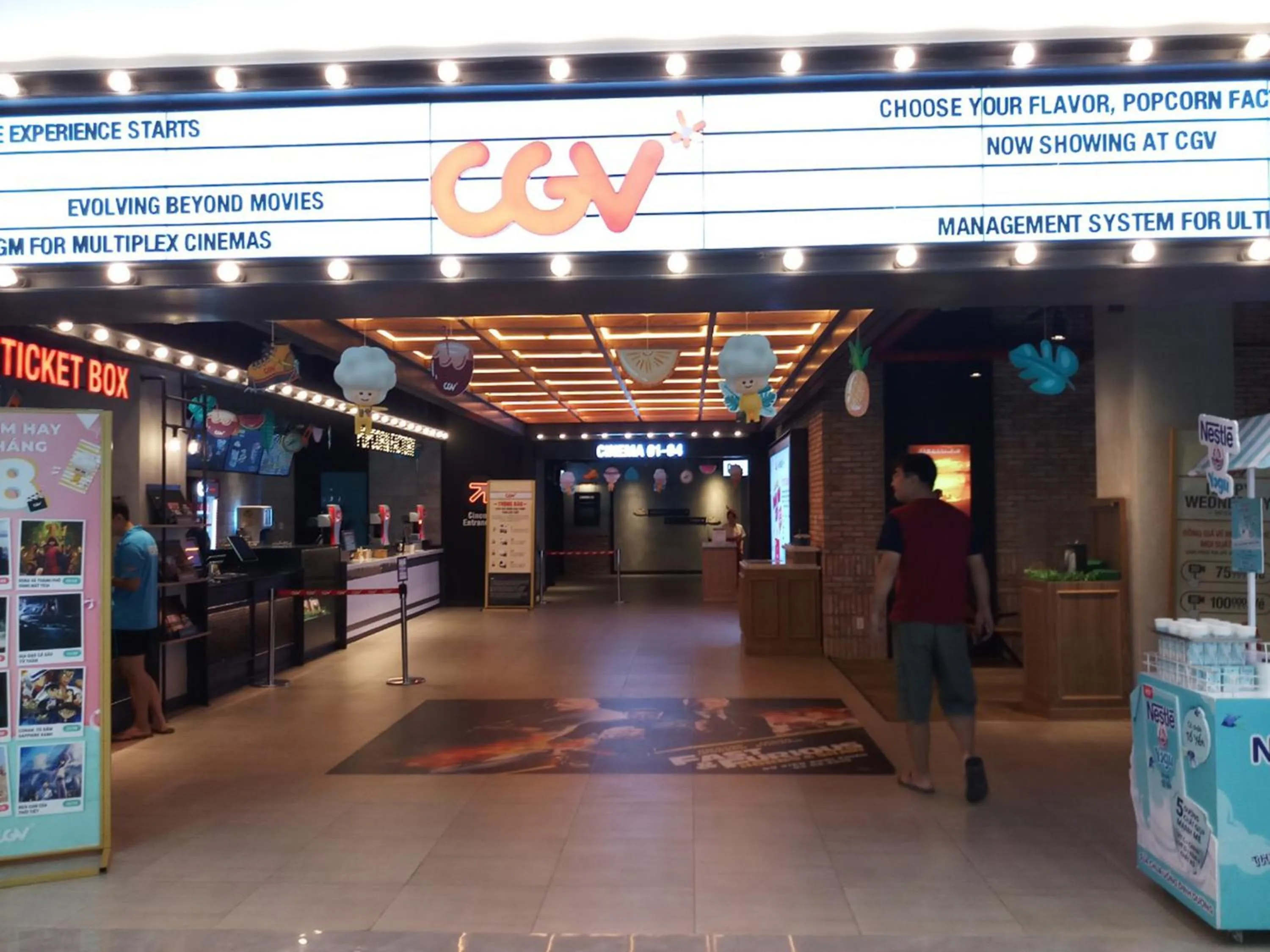 Property building in Luxury Apartment Vinhomes Skylake