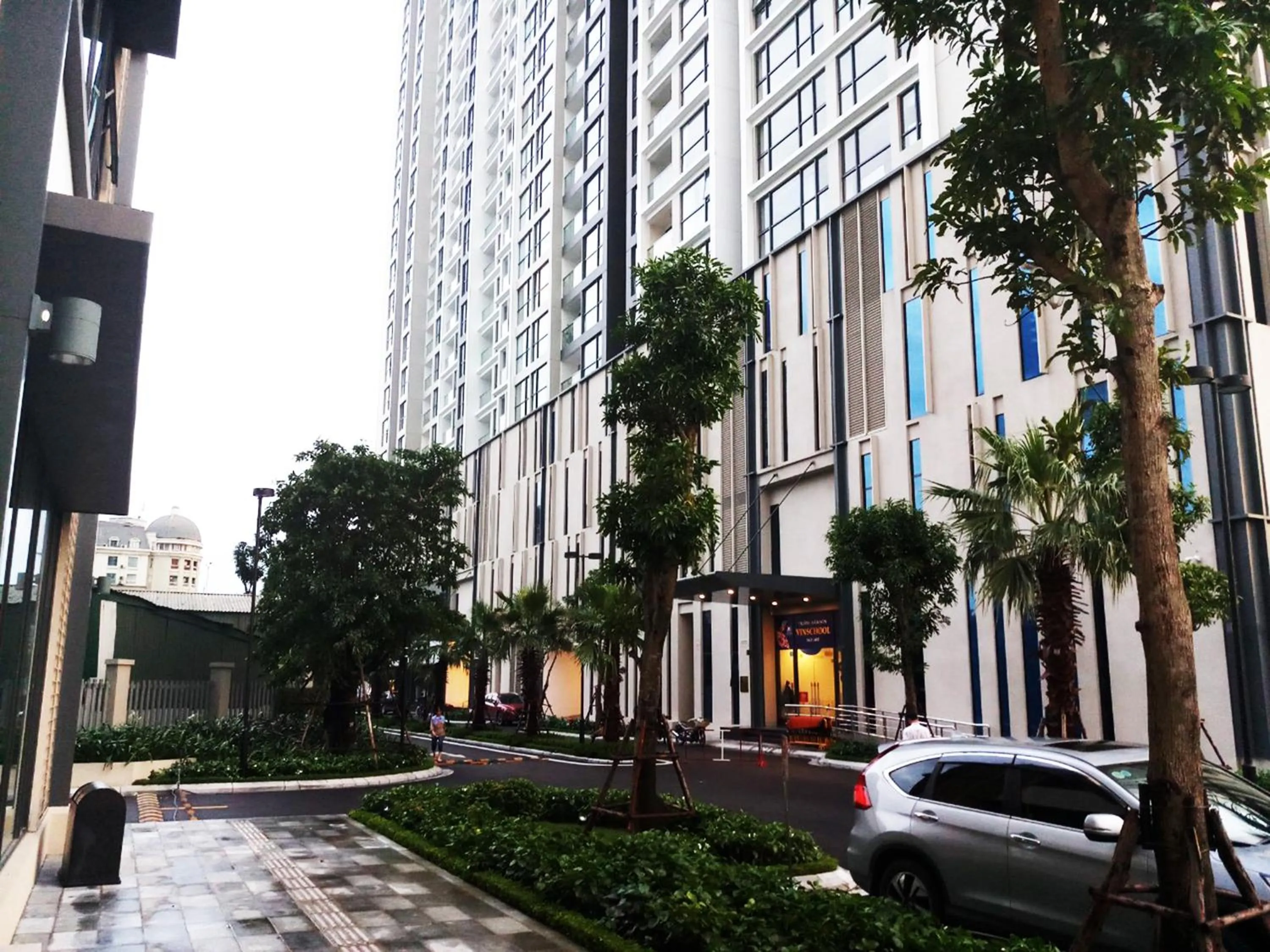 Property building in Luxury Apartment Vinhomes Skylake