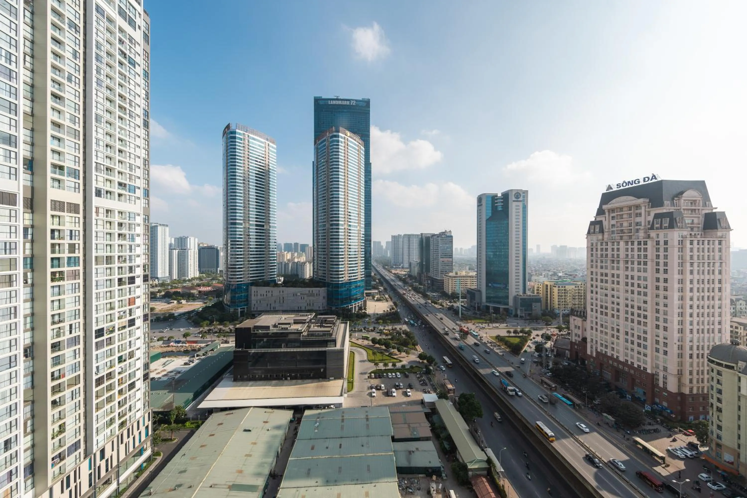 Luxury Apartment Vinhomes Skylake